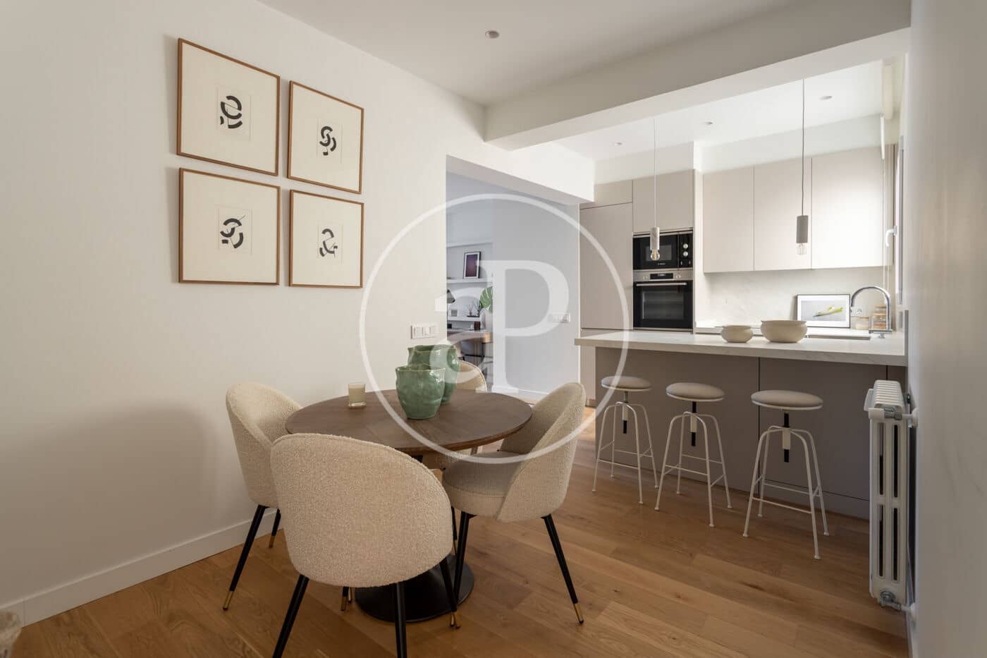 Appartement de 2 chambres à louer à Madrid ville - 6 000 € (Ref: 8778587)