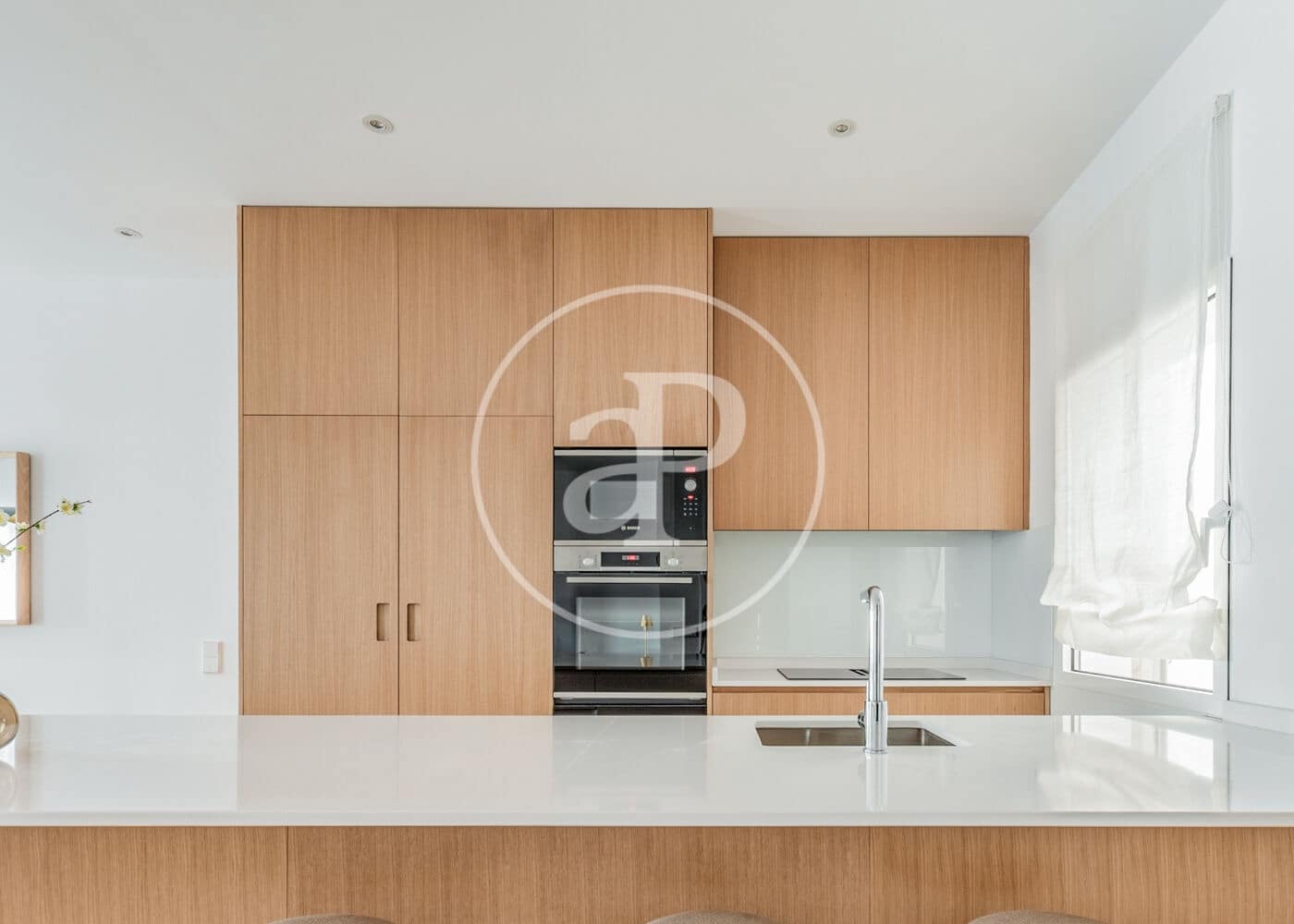 2 soverom Leilighet til leie i Madrid by - € 5 000 (Ref: 8778588)