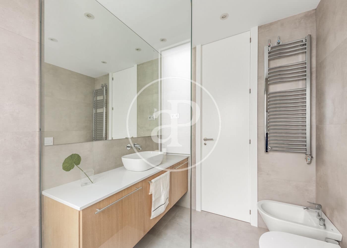 2 soverom Leilighet til leie i Madrid by - € 5 000 (Ref: 8778588)