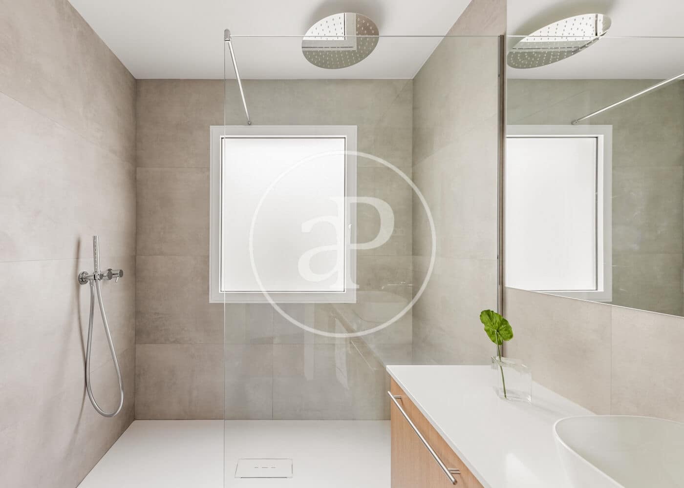 2 soverom Leilighet til leie i Madrid by - € 5 000 (Ref: 8778588)