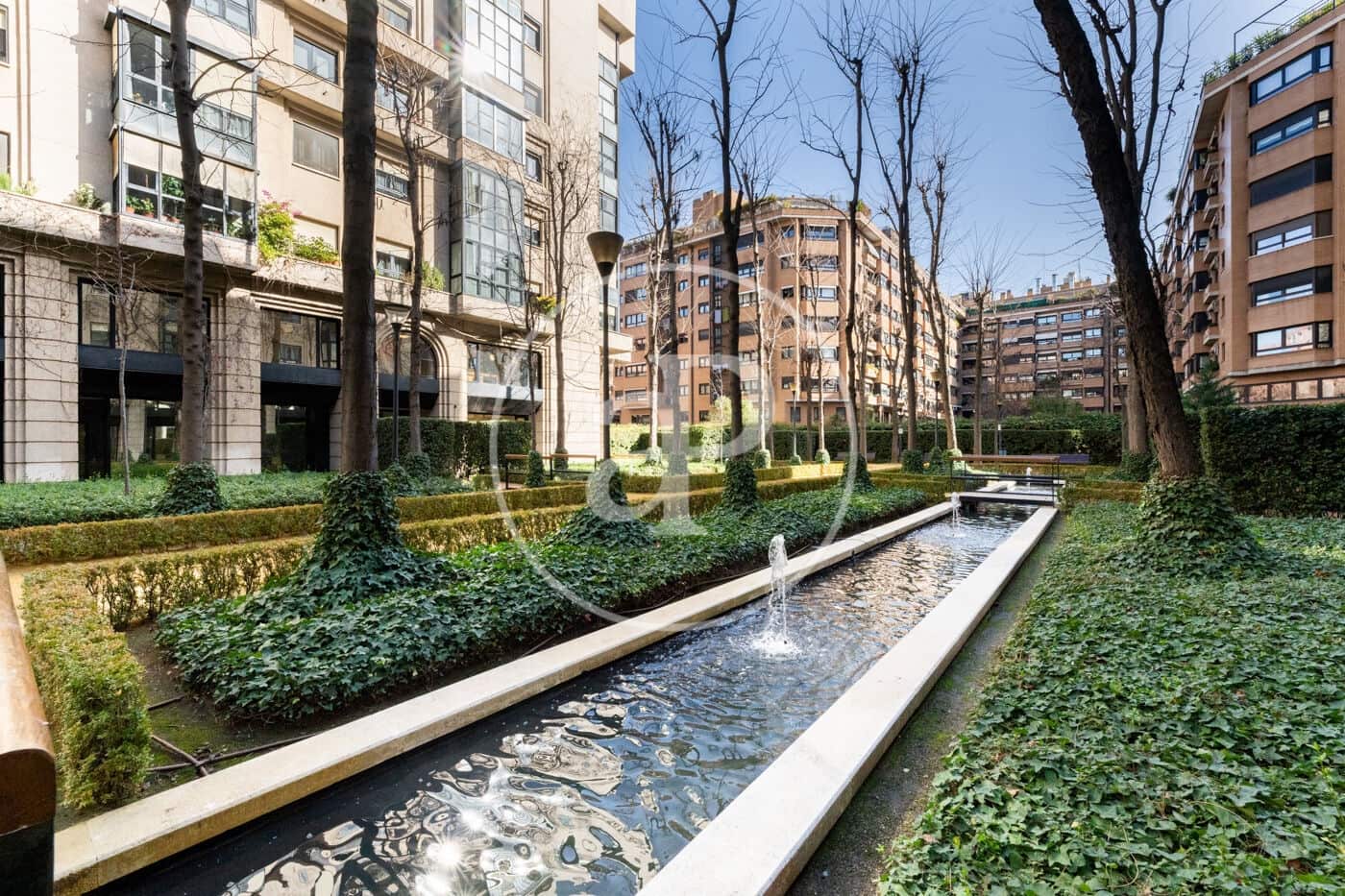 3 soveværelse Lejlighed til leje i Madrid by med garage - € 2.700 (Ref: 8778589)