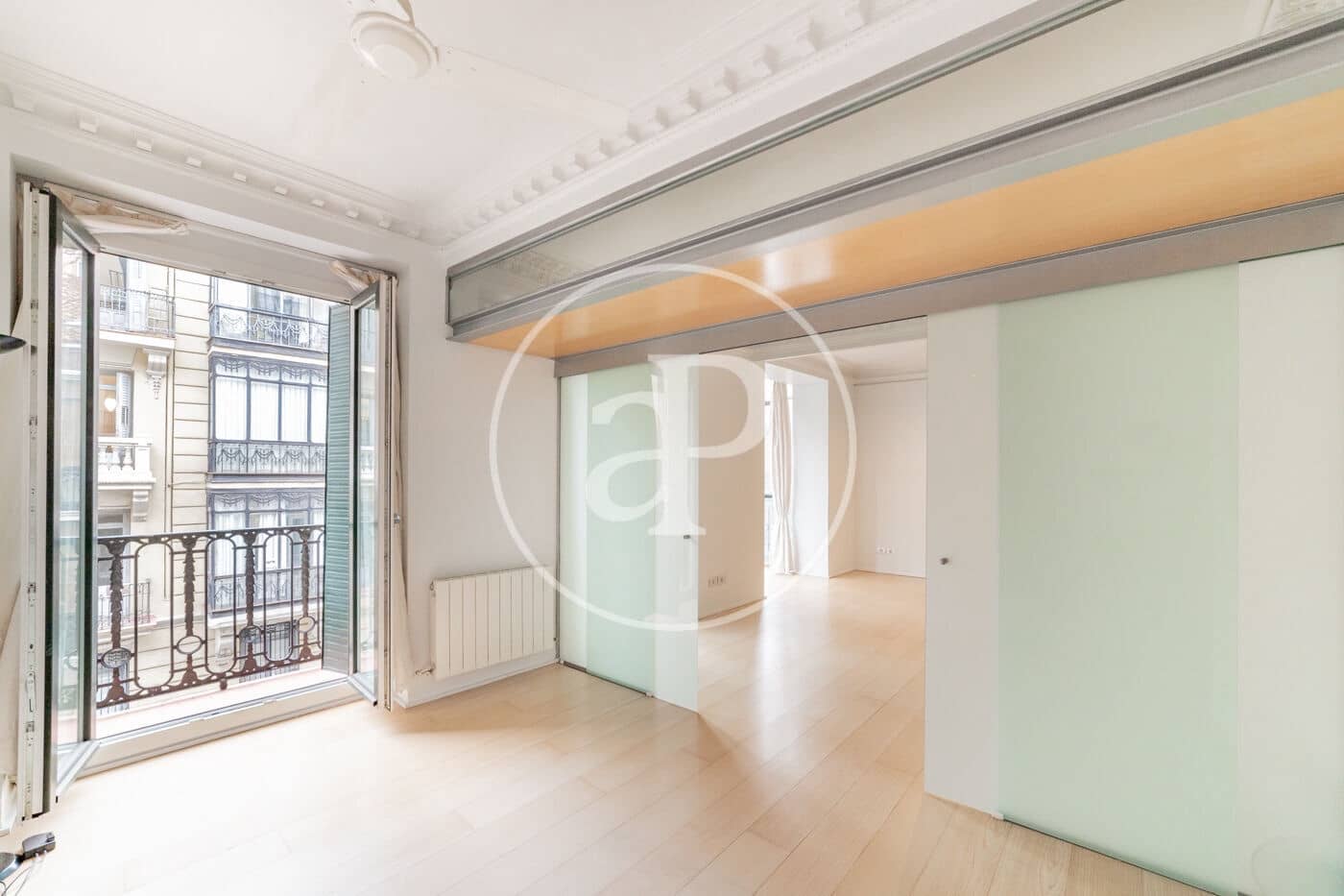 2 bedroom Apartment for rent in Madrid city - € 3,300 (Ref: 8781514)