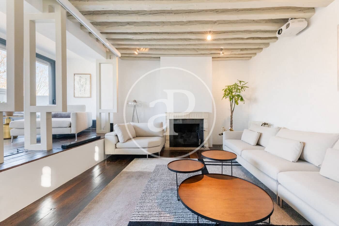 2 quarto Penthouse para arrendar em Madrid cidade - 3 500 € (Ref: 8789552)