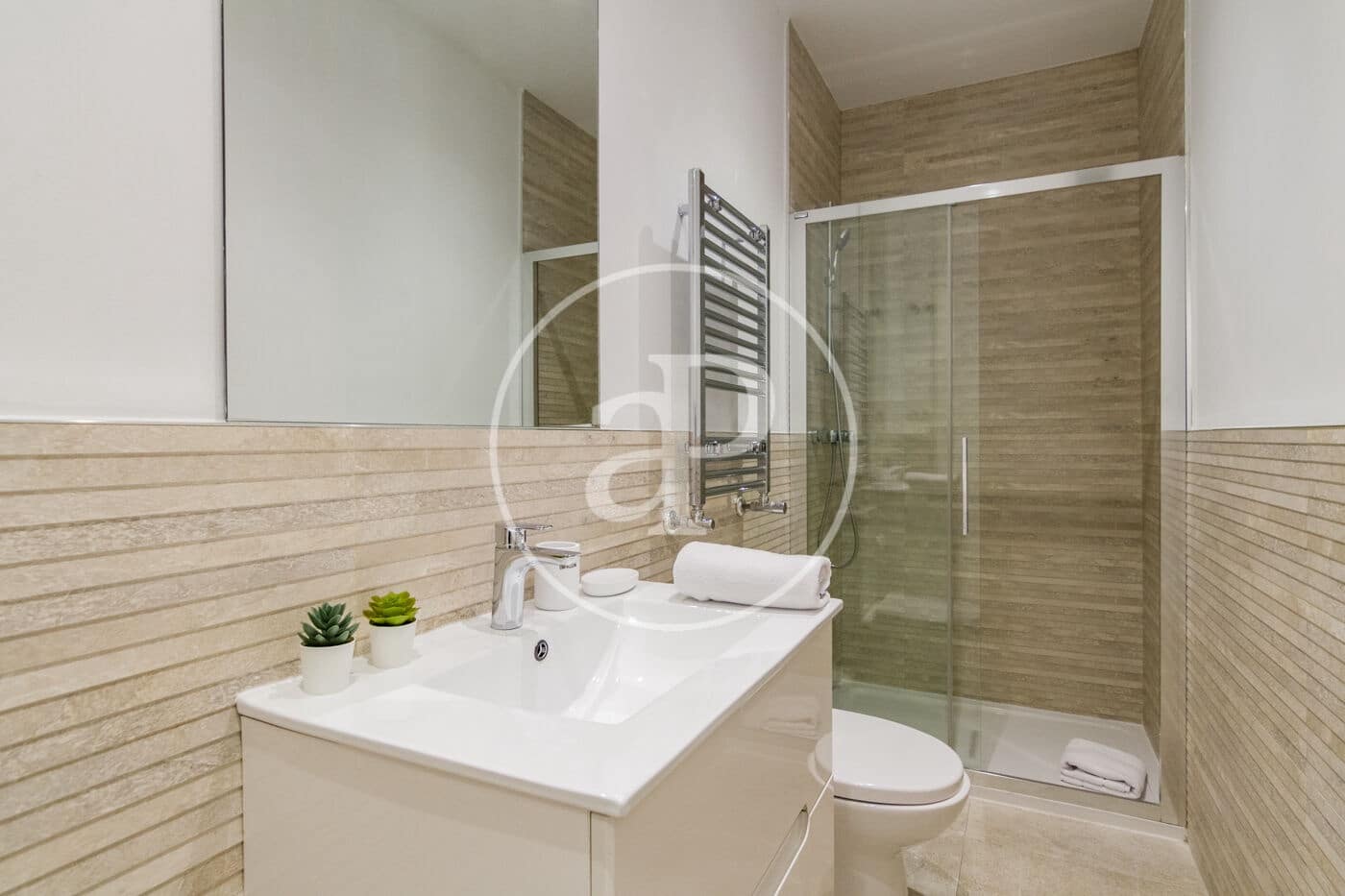 1 slaapkamer Appartement te huur in Madrid stad - € 1.650 (Ref: 8789555)