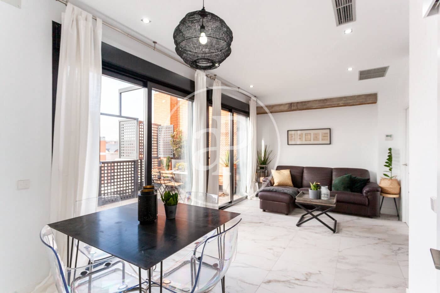 3 camera da letto Attico da affittare in Madrid citta con piscina - 3.200 € (Rif: 8798808)