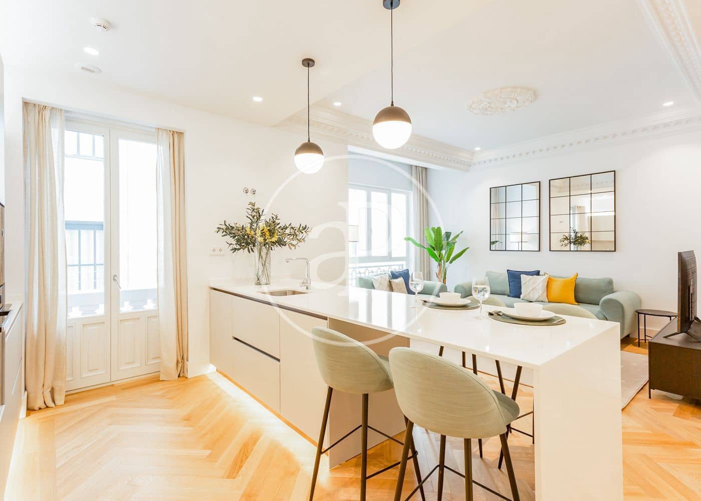 2 quarto Apartamento para arrendar em Madrid cidade - 4 500 € (Ref: 8802270)