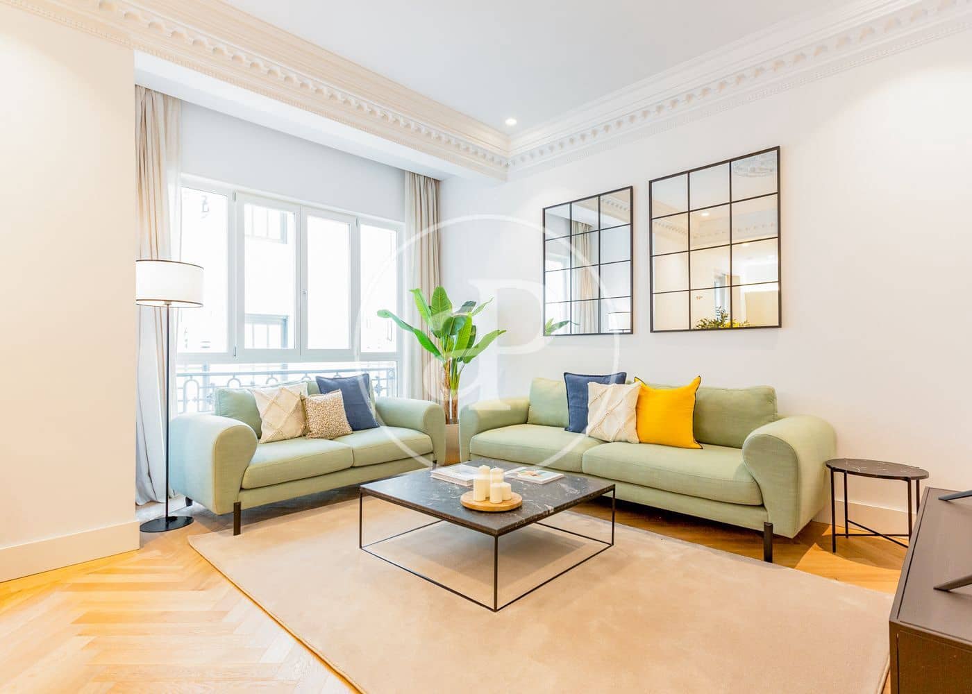 2 quarto Apartamento para arrendar em Madrid cidade - 4 500 € (Ref: 8802270)