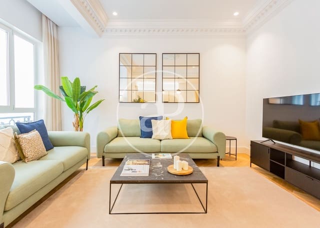 2 quarto Apartamento para arrendar em Universidad, Madrid cidade - 4 500 € (Ref: 8802270)