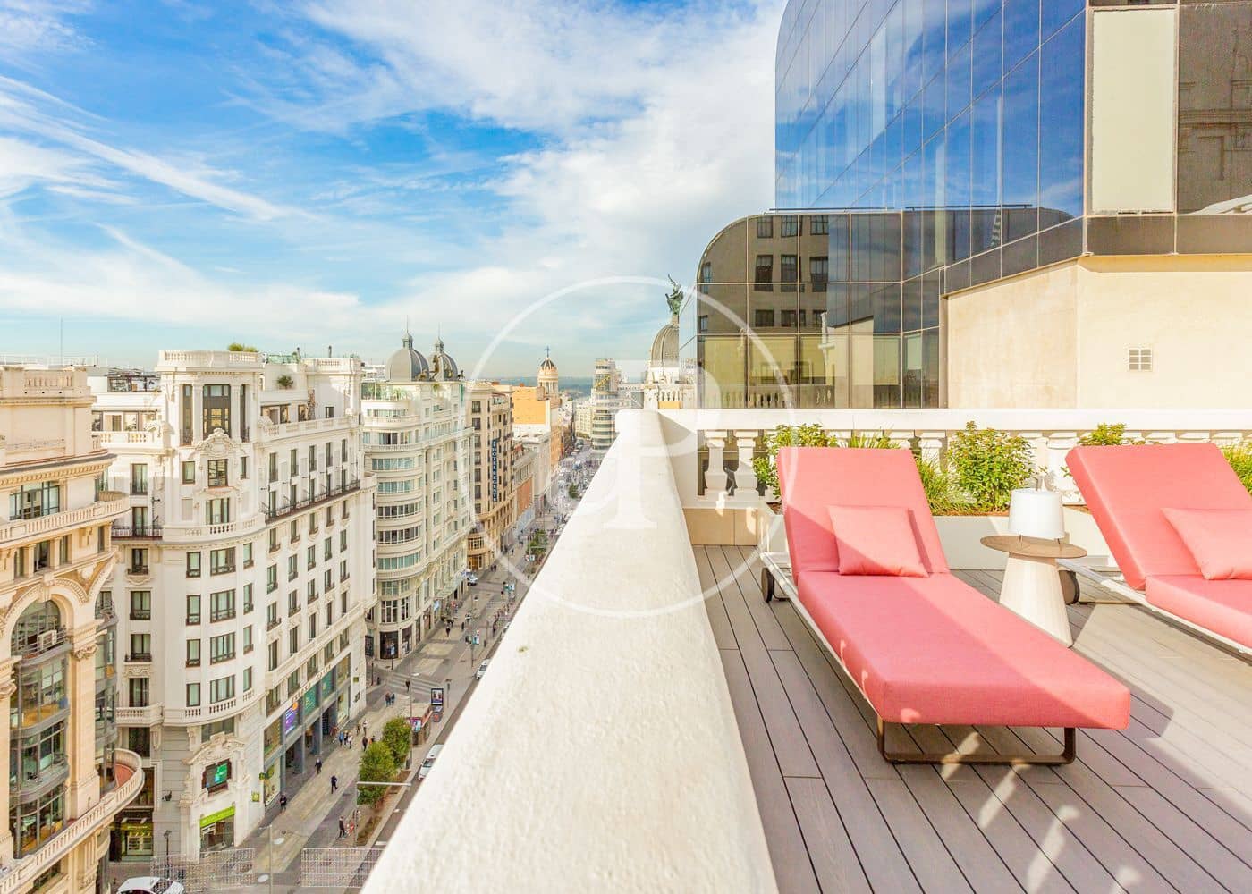 2 quarto Apartamento para arrendar em Madrid cidade - 4 500 € (Ref: 8802270)