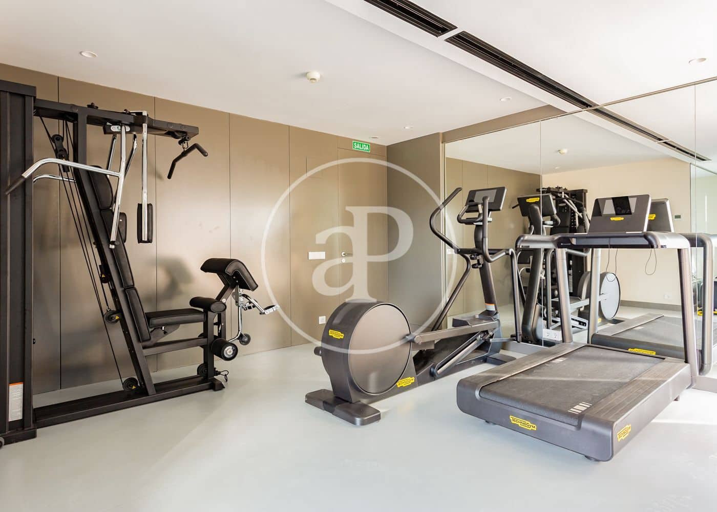 2 quarto Apartamento para arrendar em Madrid cidade - 4 500 € (Ref: 8802270)