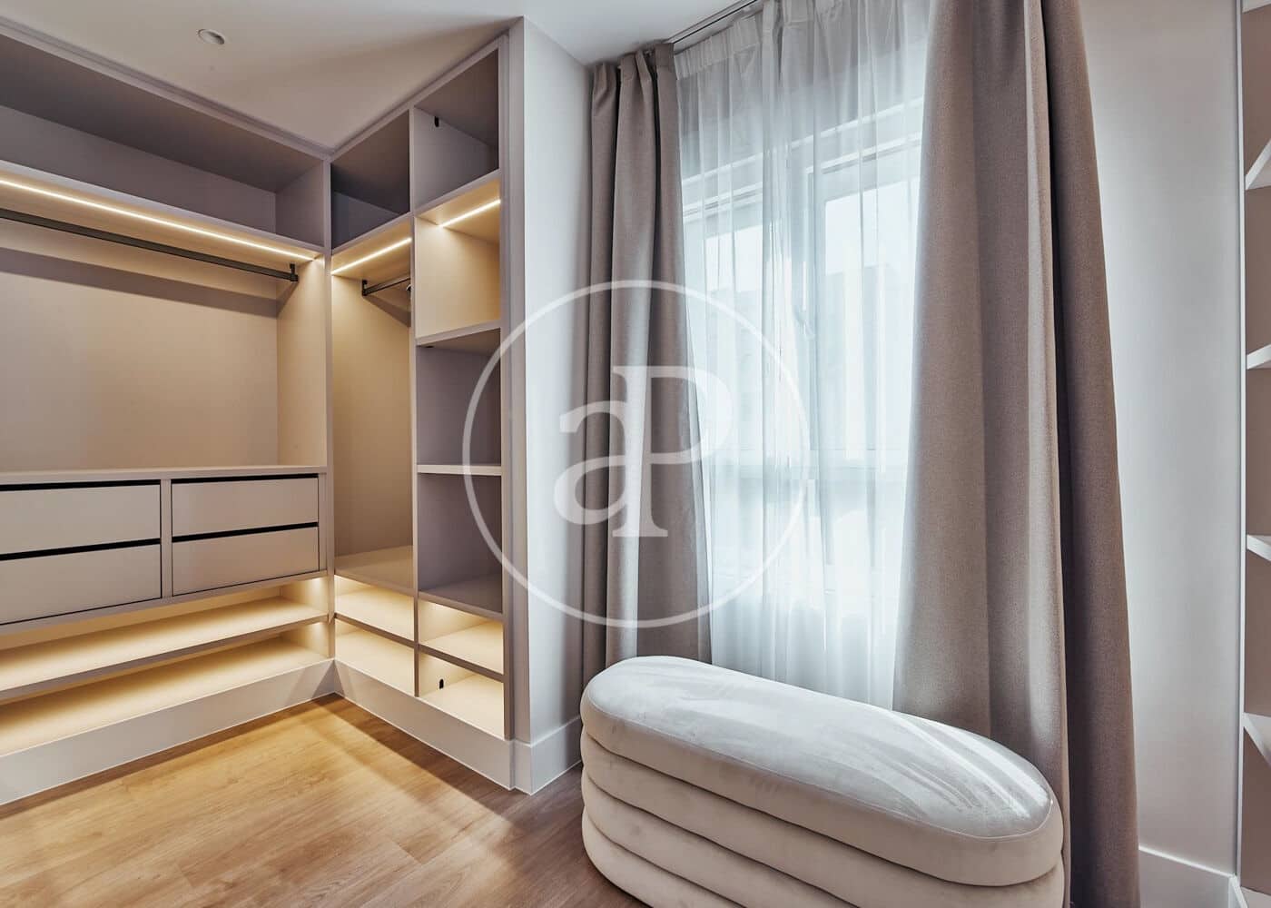 3 sypialnia Apartament na sprzedaż w Miasto Madryt - 2 409 000 € (Ref: 8802276)