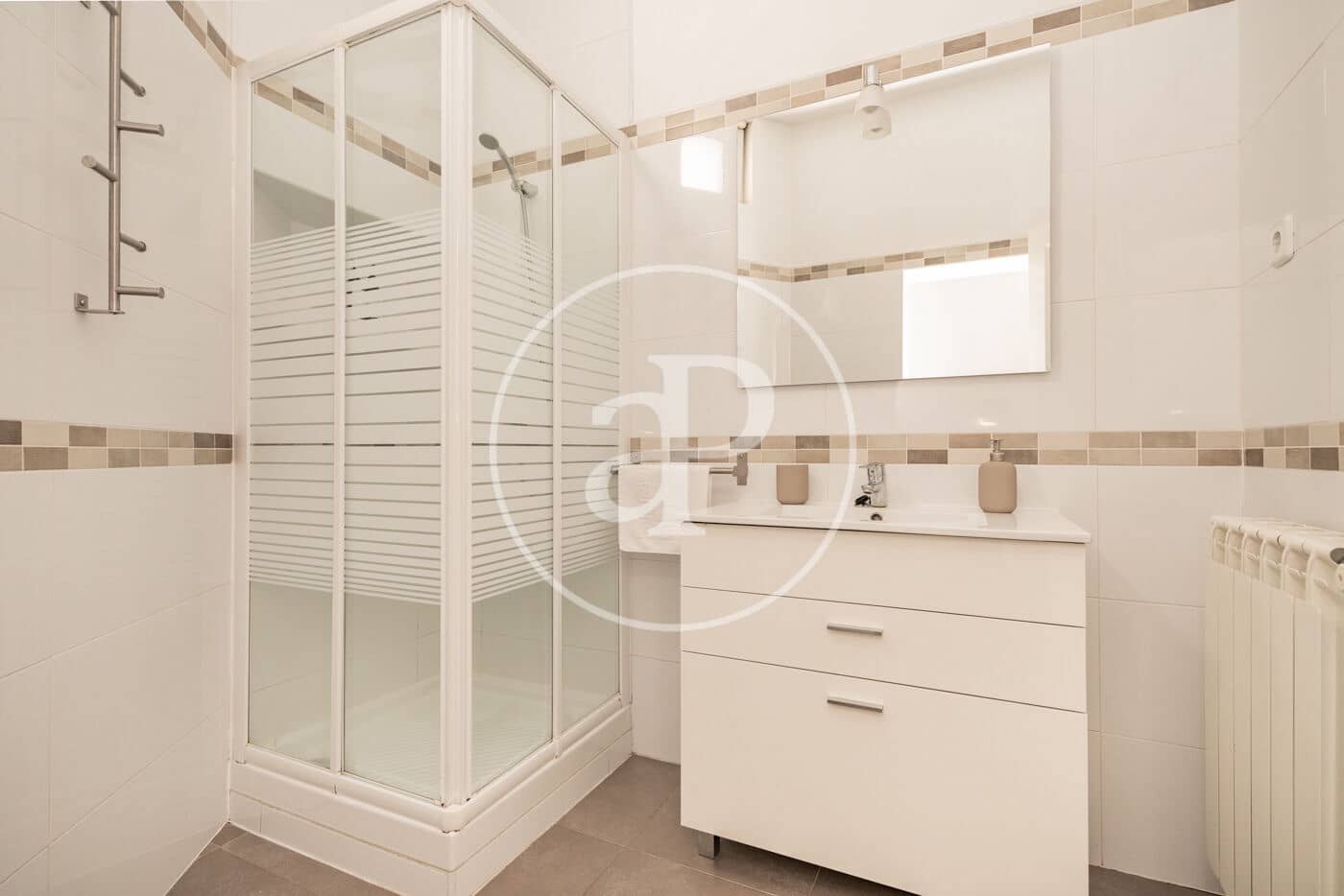 4 makuuhuone Huoneisto vuokrattavana paikassa Madrid kaupunki - 3 800 € (Ref: 8802277)