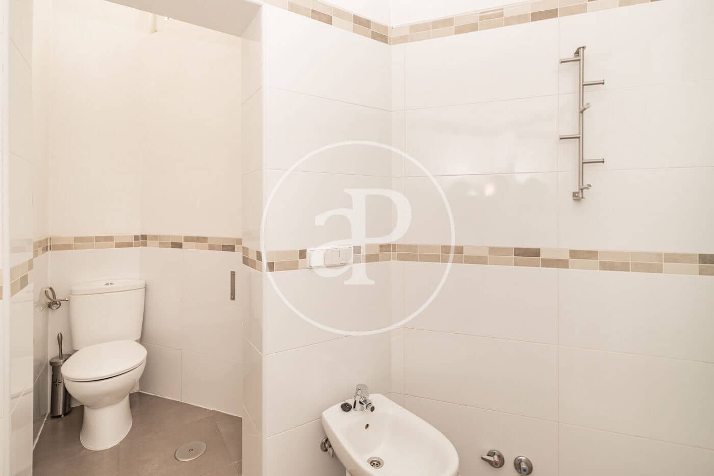 4 makuuhuone Huoneisto vuokrattavana paikassa Madrid kaupunki - 3 800 € (Ref: 8802277)