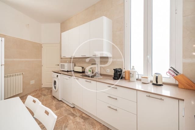 4 makuuhuone Huoneisto vuokrattavana paikassa Palacio, Madrid kaupunki - 3 800 € (Ref: 8802277)