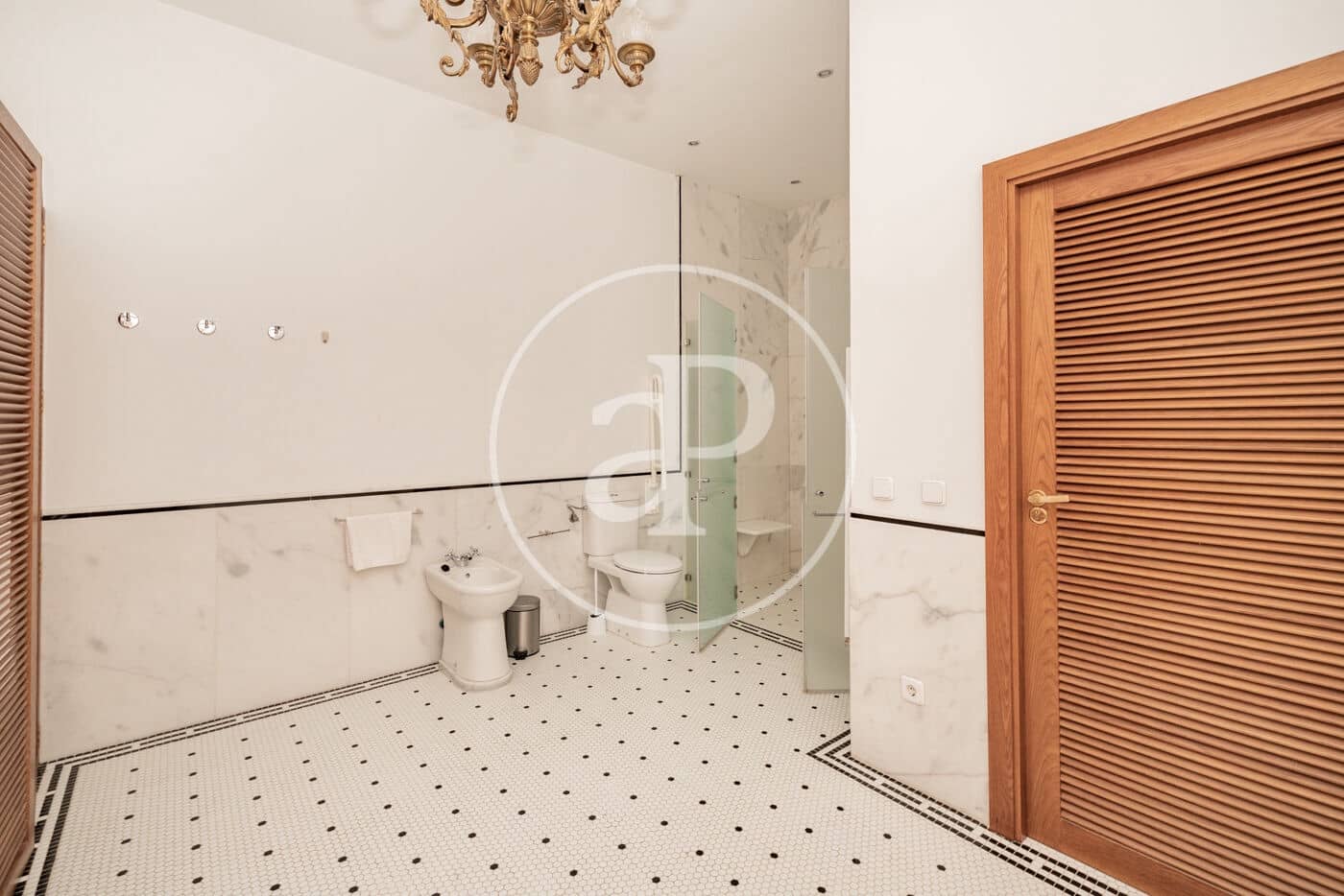 4 makuuhuone Huoneisto vuokrattavana paikassa Madrid kaupunki - 3 800 € (Ref: 8802277)