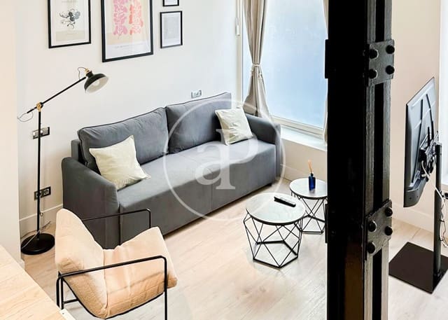 1 bedroom Apartment for sale in Universidad, Madrid city - € 450,000 (Ref: 8806406)