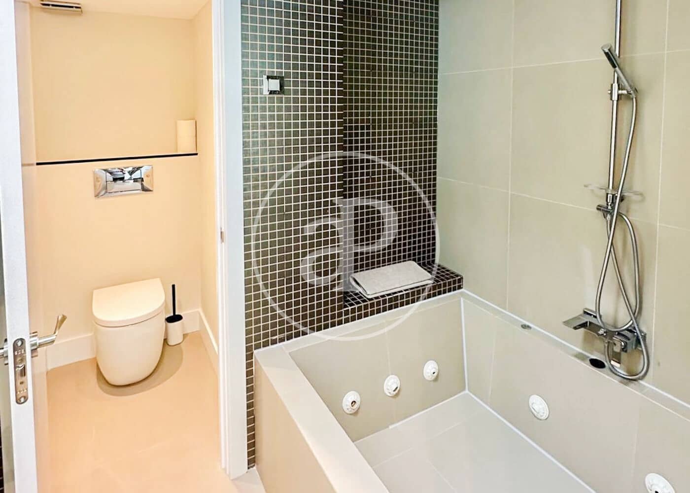 1 soveværelse Lejlighed til salg i Madrid by - € 450.000 (Ref: 8806406)