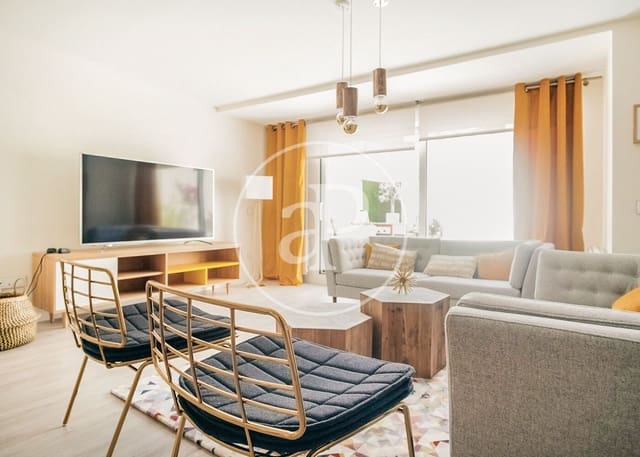 4 makuuhuone Kattohuoneisto vuokrattavana paikassa Palacio, Madrid kaupunki - 4 300 € (Ref: 8806408)