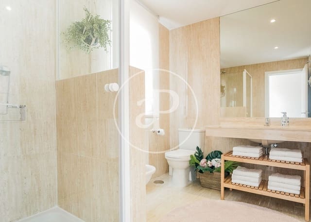 4 makuuhuone Kattohuoneisto vuokrattavana paikassa Palacio, Madrid kaupunki - 4 300 € (Ref: 8806408)