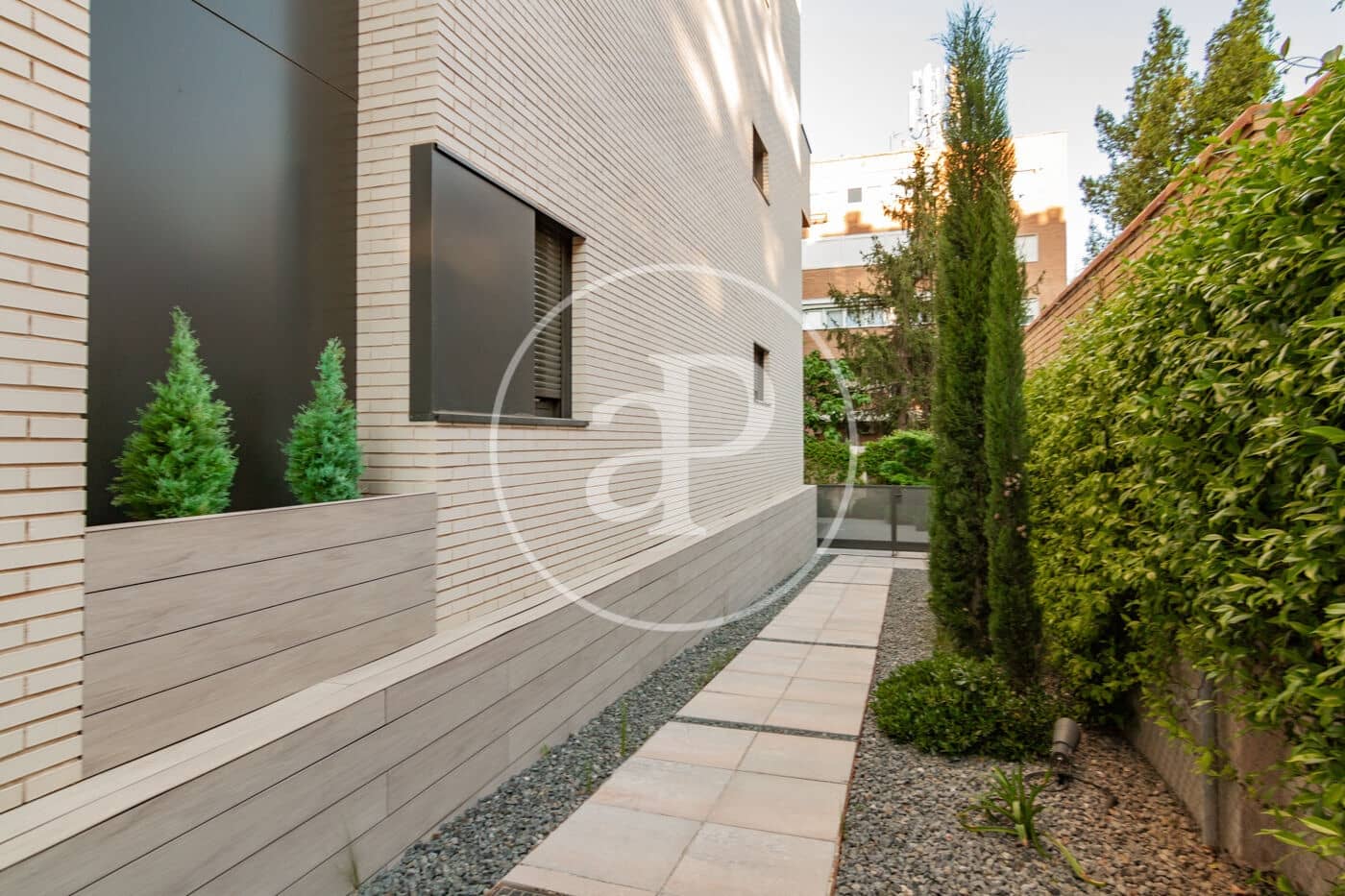 1 sovrum Lägenhet att hyra i Madrid stad med pool garage - 1 500 € (Ref: 8809874)