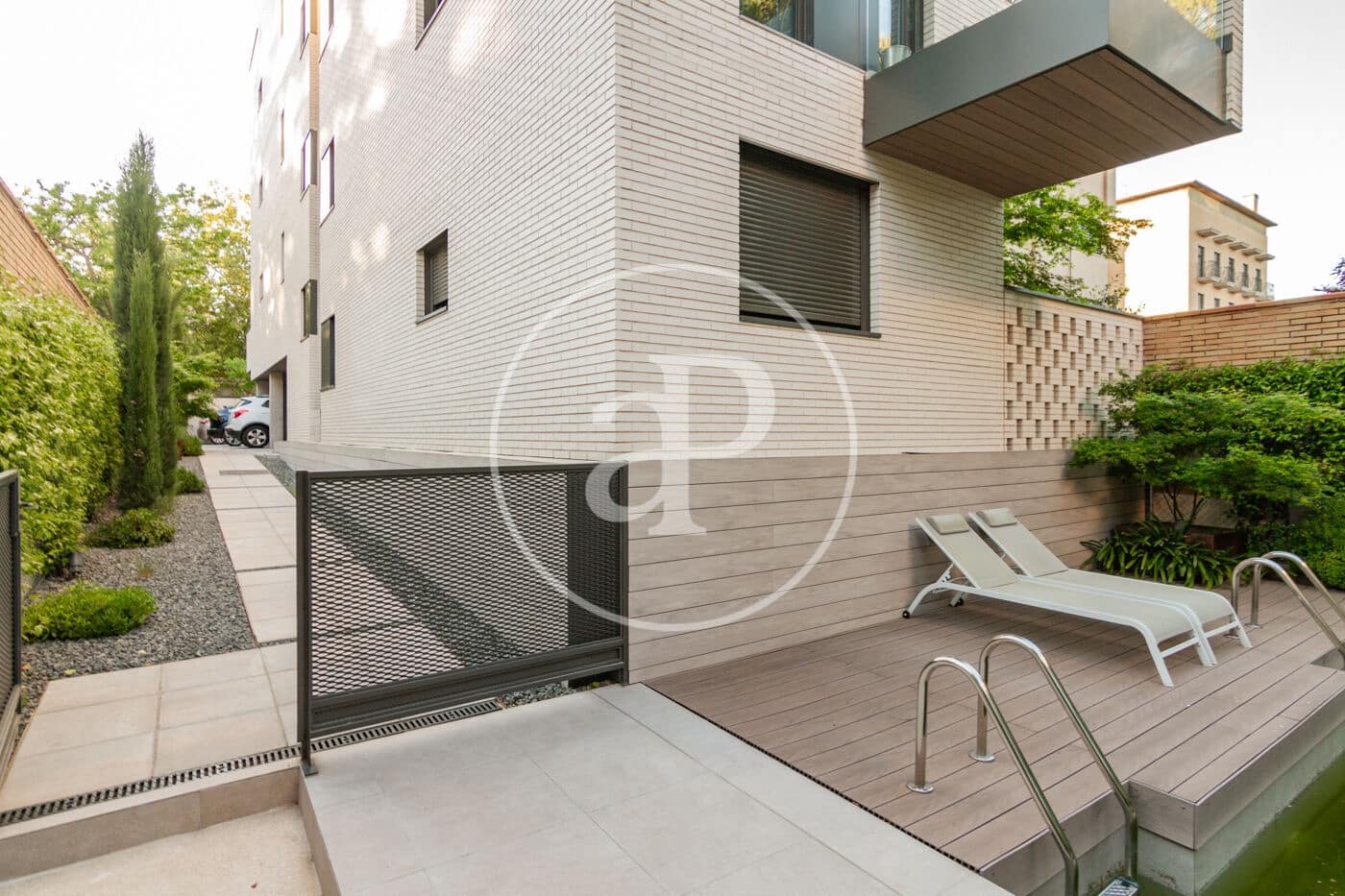1 sovrum Lägenhet att hyra i Madrid stad med pool garage - 1 500 € (Ref: 8809874)