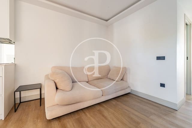 1 sovrum Lägenhet att hyra i Concepción, Madrid stad med pool garage - 1 500 € (Ref: 8809874)