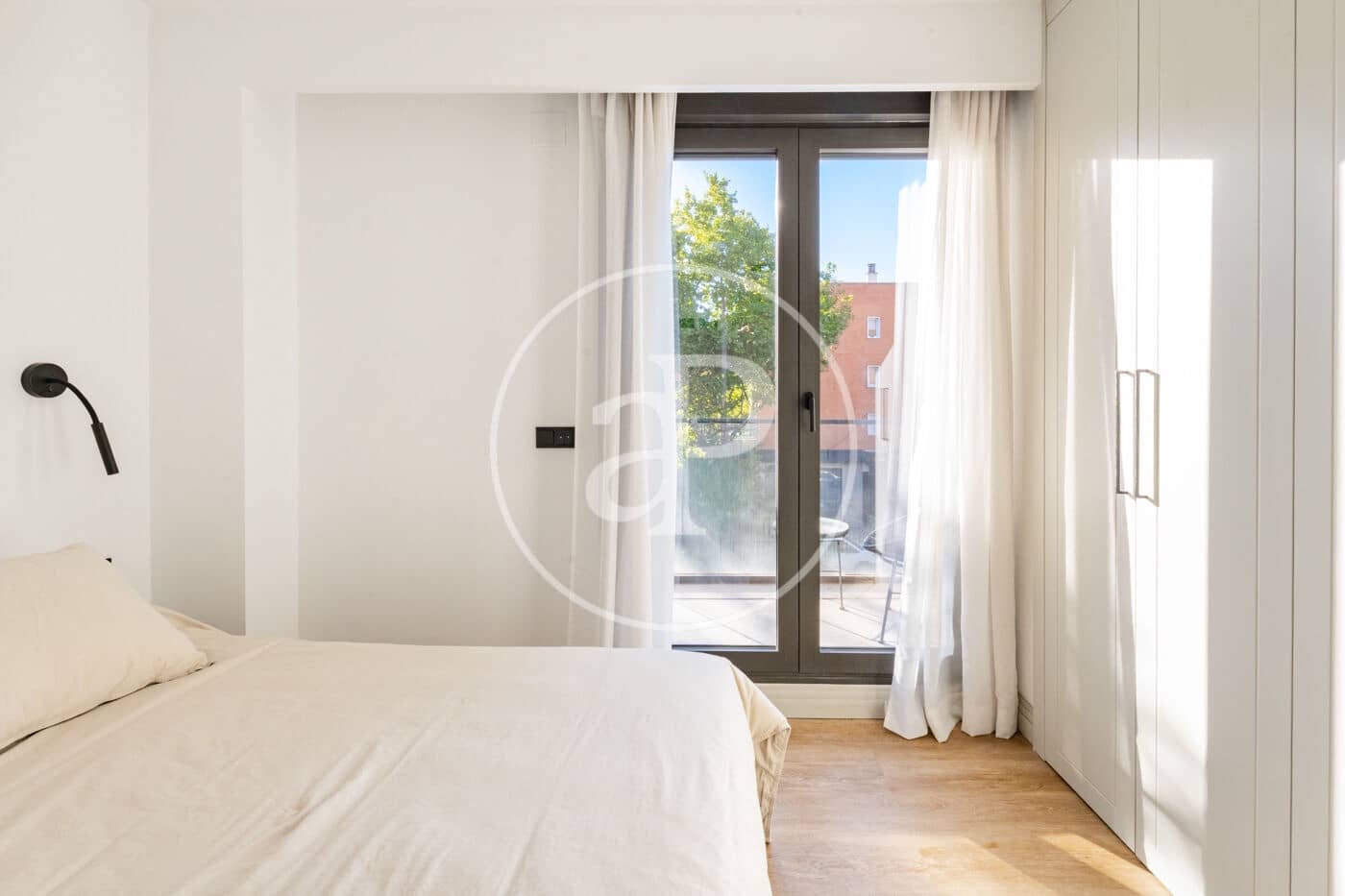 1 sovrum Lägenhet att hyra i Madrid stad med pool garage - 1 500 € (Ref: 8809874)