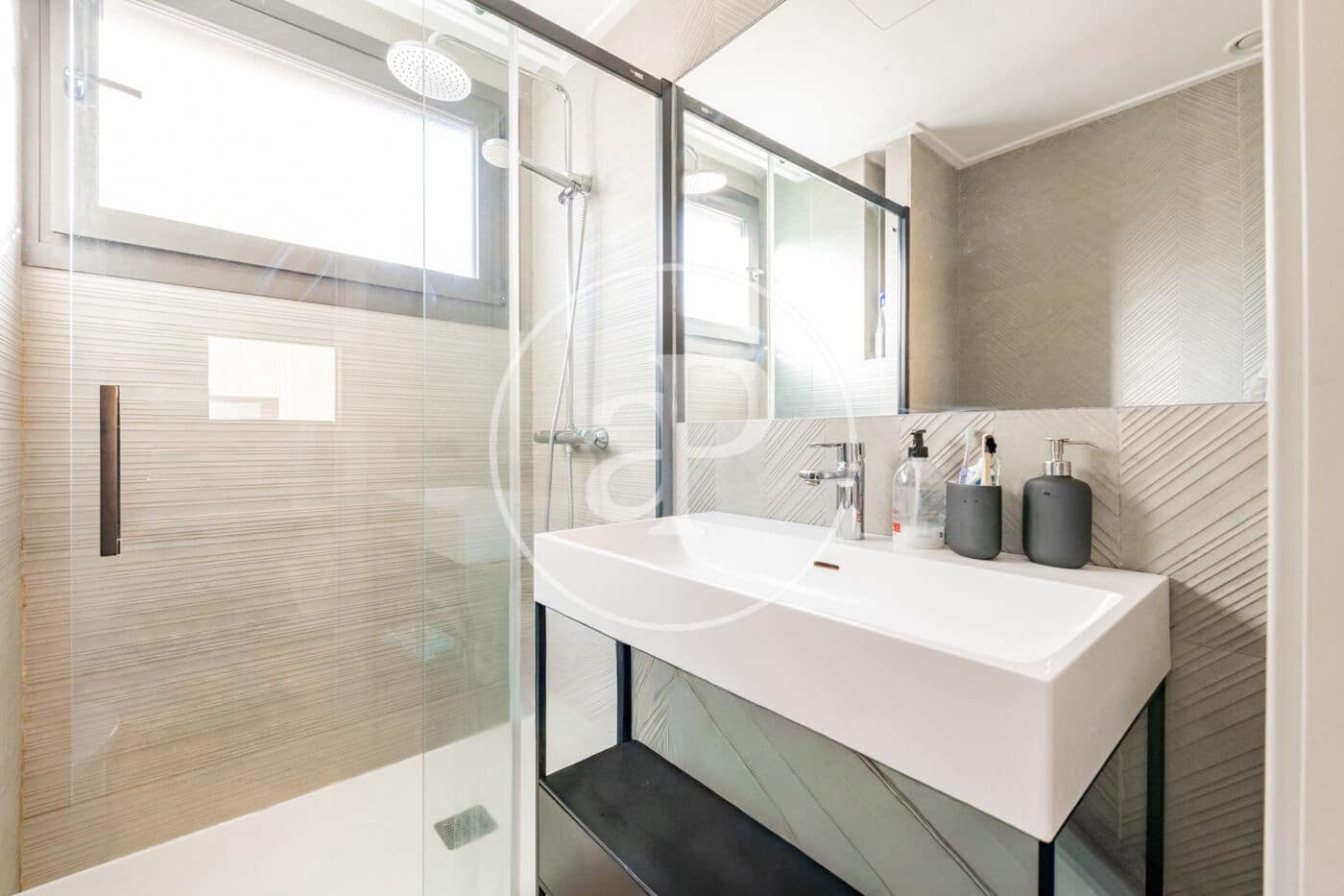 1 sovrum Lägenhet att hyra i Madrid stad med pool garage - 1 500 € (Ref: 8809874)
