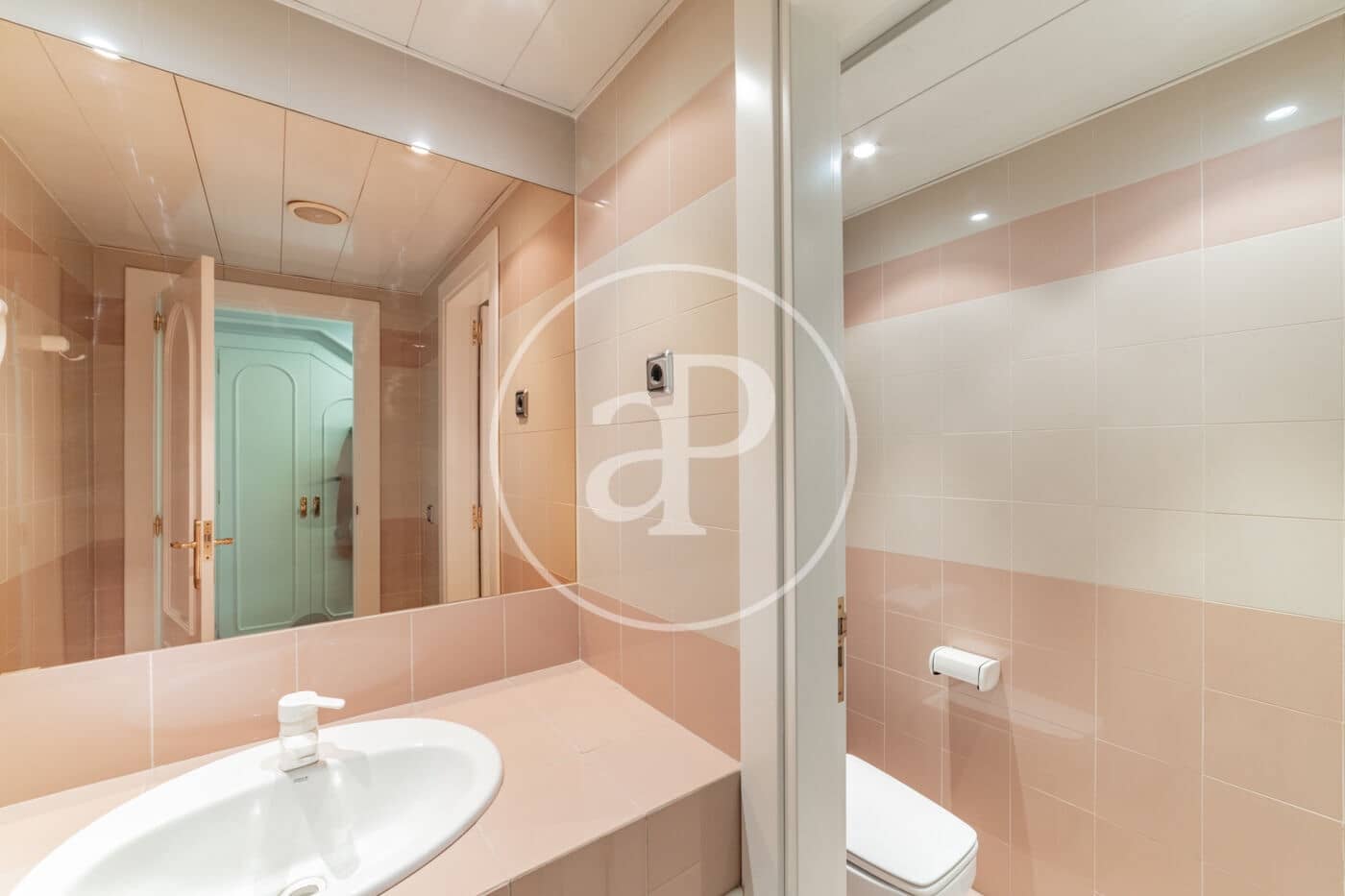 7 soverom Villa til salgs i Pozuelo de Alarcon med svømmebasseng - € 3 900 000 (Ref: 8809877)