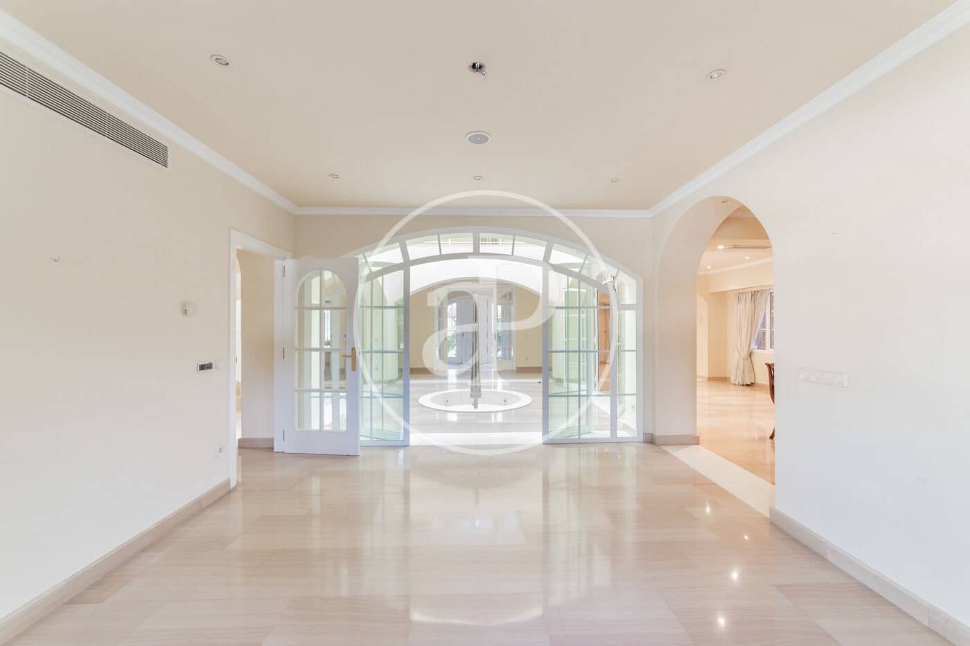 7 soverom Villa til salgs i Pozuelo de Alarcon med svømmebasseng - € 3 900 000 (Ref: 8809877)