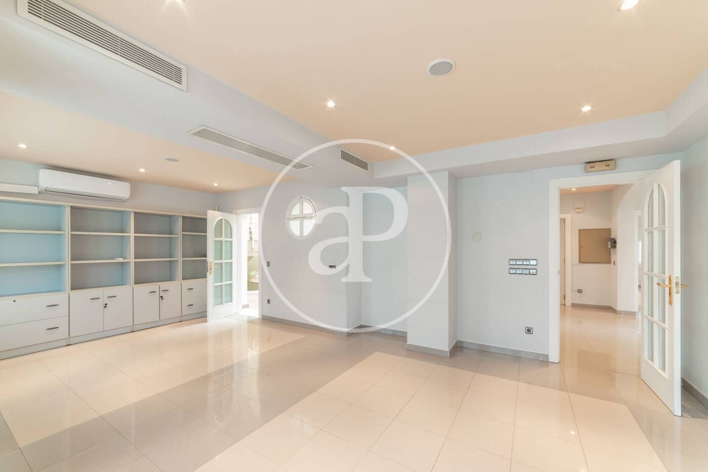 7 soverom Villa til salgs i Pozuelo de Alarcon med svømmebasseng - € 3 900 000 (Ref: 8809877)