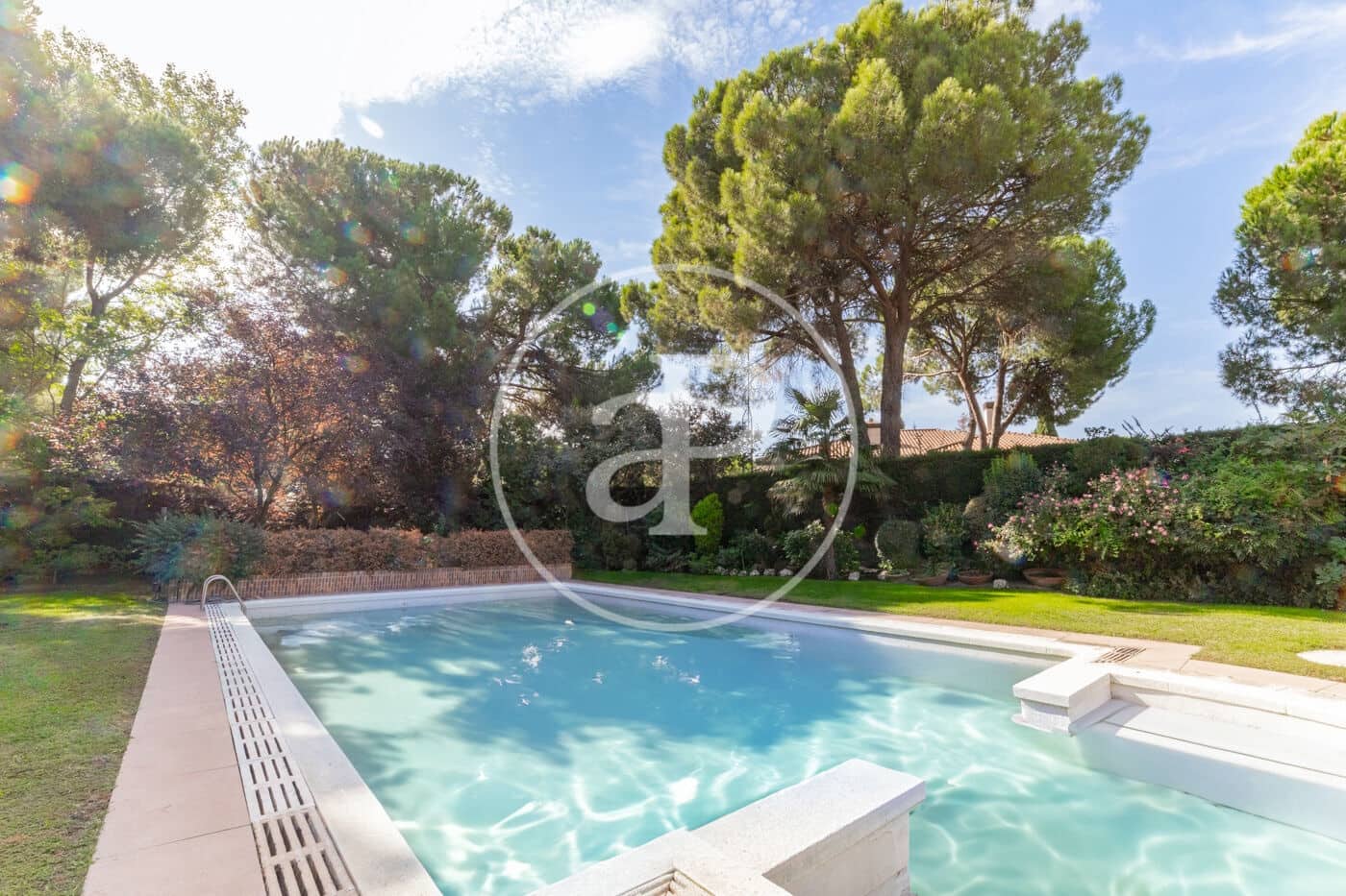 7 soverom Villa til salgs i Pozuelo de Alarcon med svømmebasseng - € 3 900 000 (Ref: 8809877)