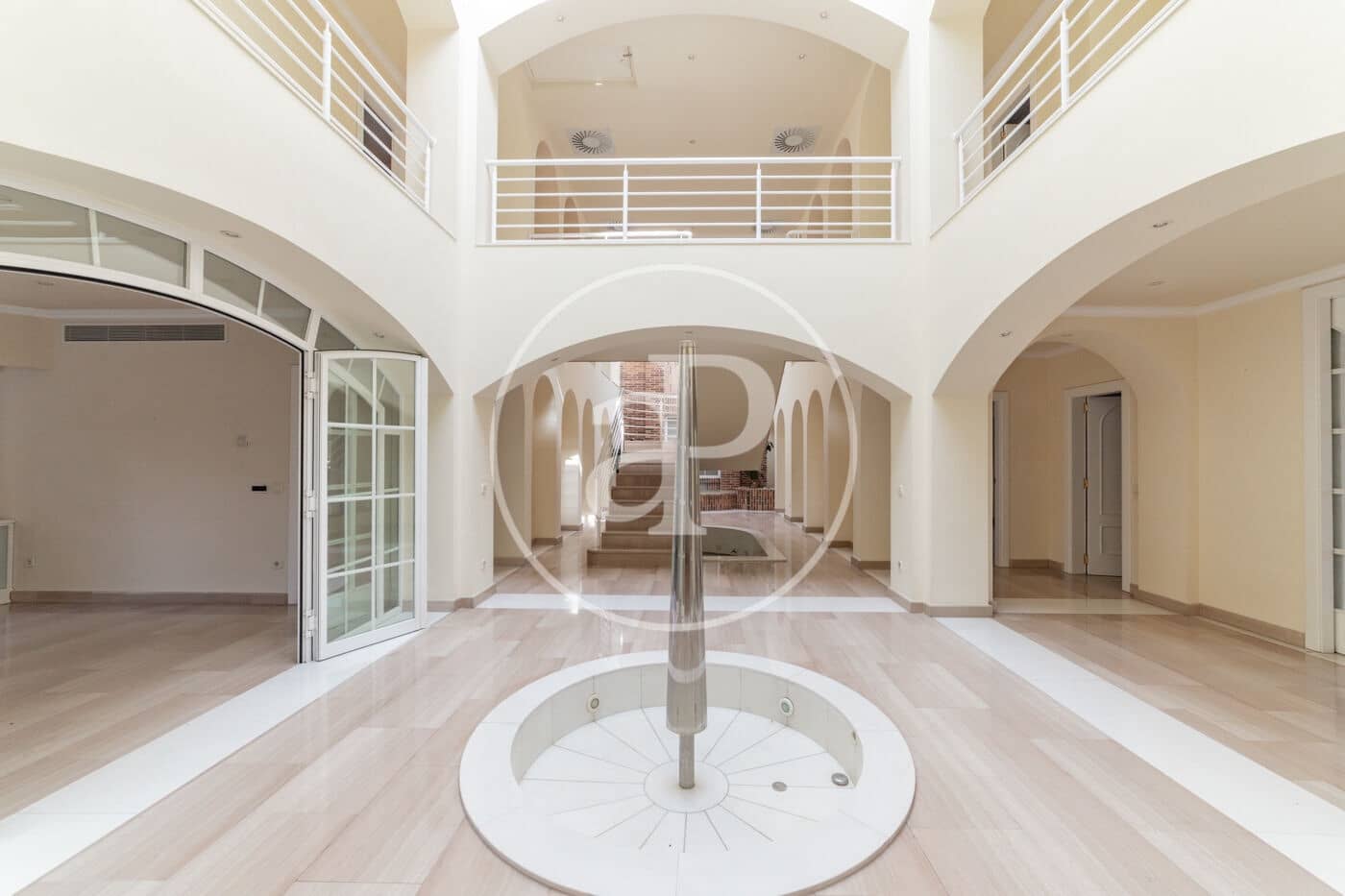 7 soverom Villa til salgs i Pozuelo de Alarcon med svømmebasseng - € 3 900 000 (Ref: 8809877)