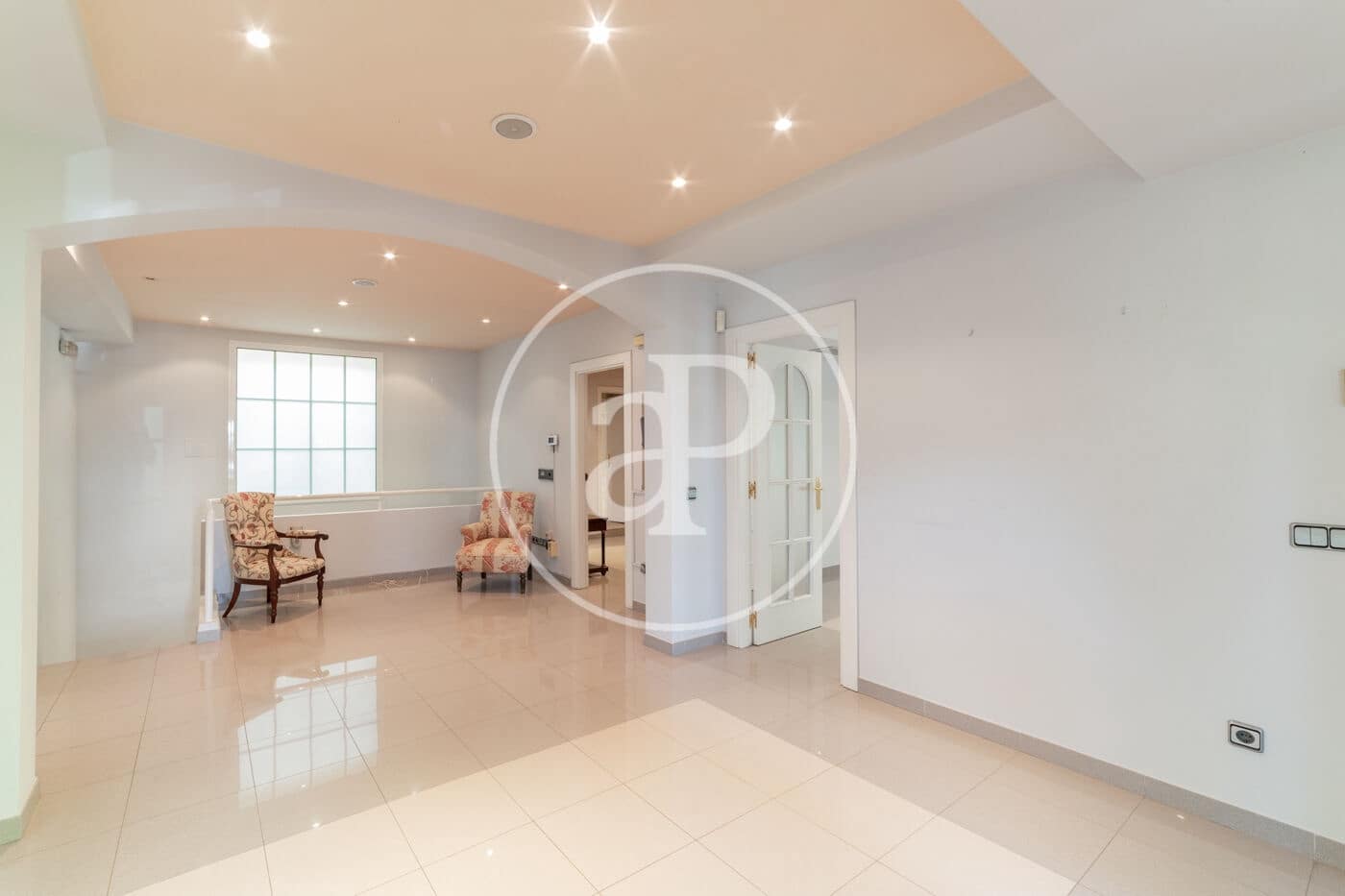 7 soverom Villa til salgs i Pozuelo de Alarcon med svømmebasseng - € 3 900 000 (Ref: 8809877)