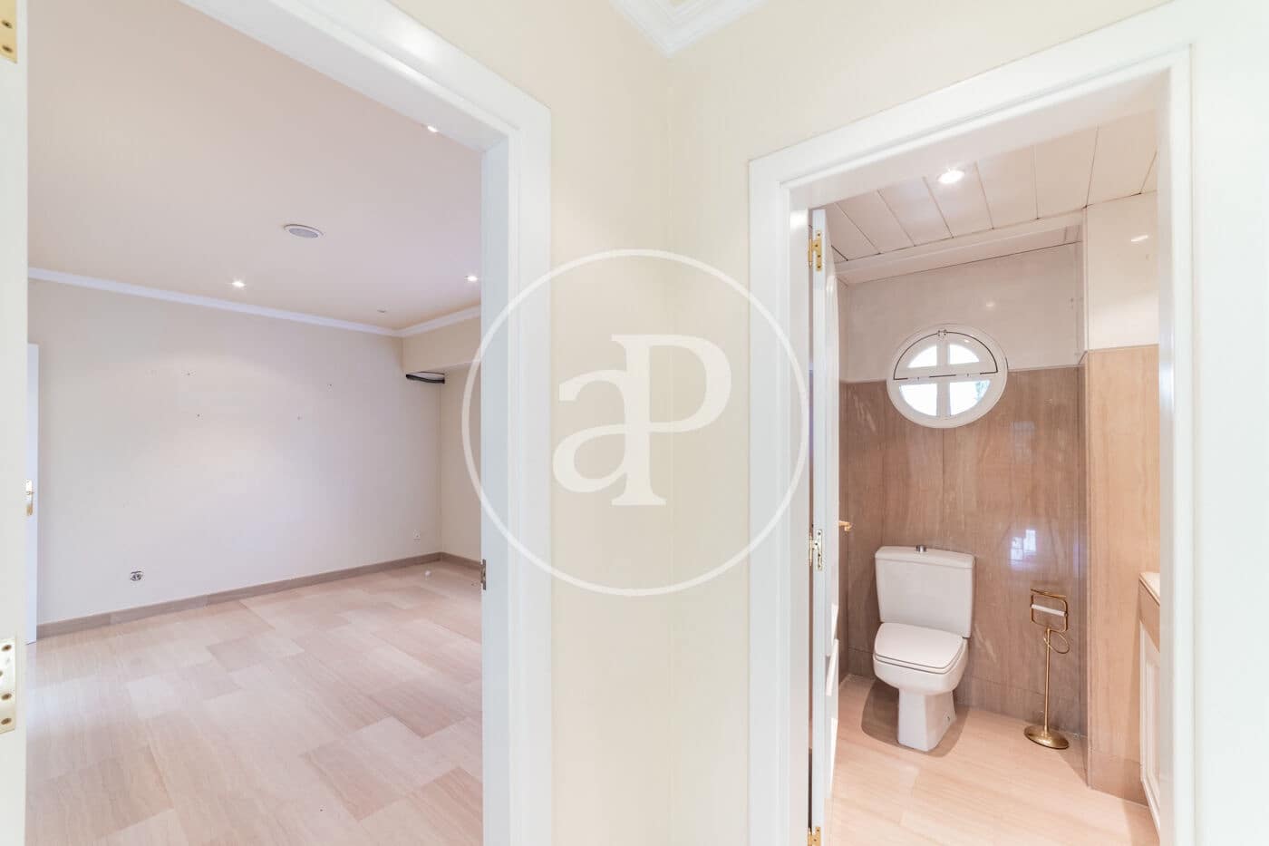 7 soverom Villa til salgs i Pozuelo de Alarcon med svømmebasseng - € 3 900 000 (Ref: 8809877)