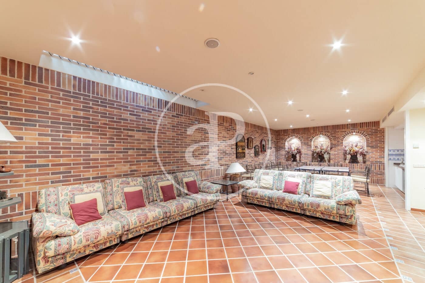 7 soverom Villa til salgs i Pozuelo de Alarcon med svømmebasseng - € 3 900 000 (Ref: 8809877)