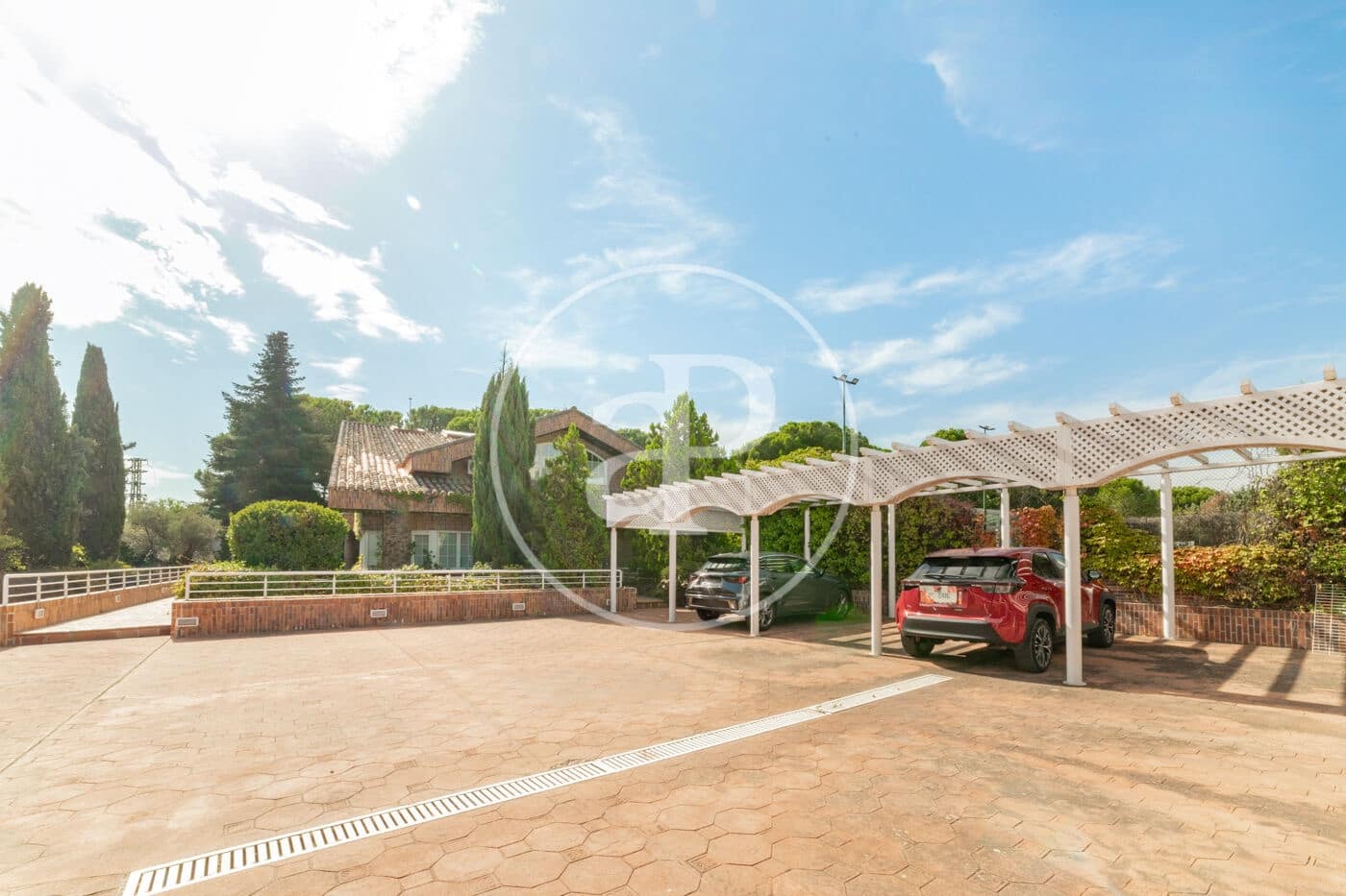 7 soverom Villa til salgs i Pozuelo de Alarcon med svømmebasseng - € 3 900 000 (Ref: 8809877)