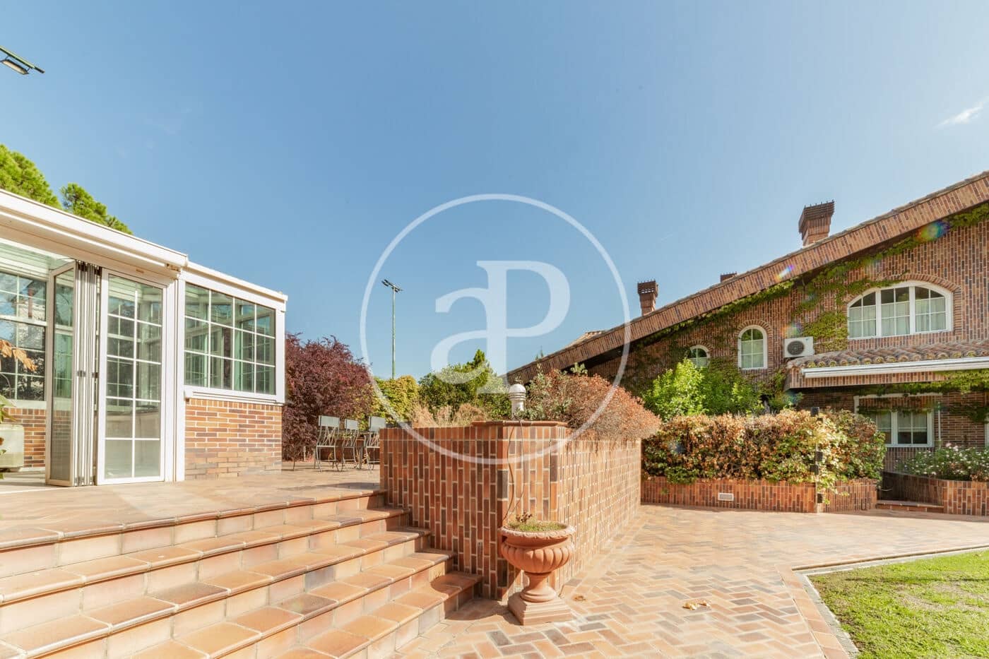 7 soverom Villa til salgs i Pozuelo de Alarcon med svømmebasseng - € 3 900 000 (Ref: 8809877)