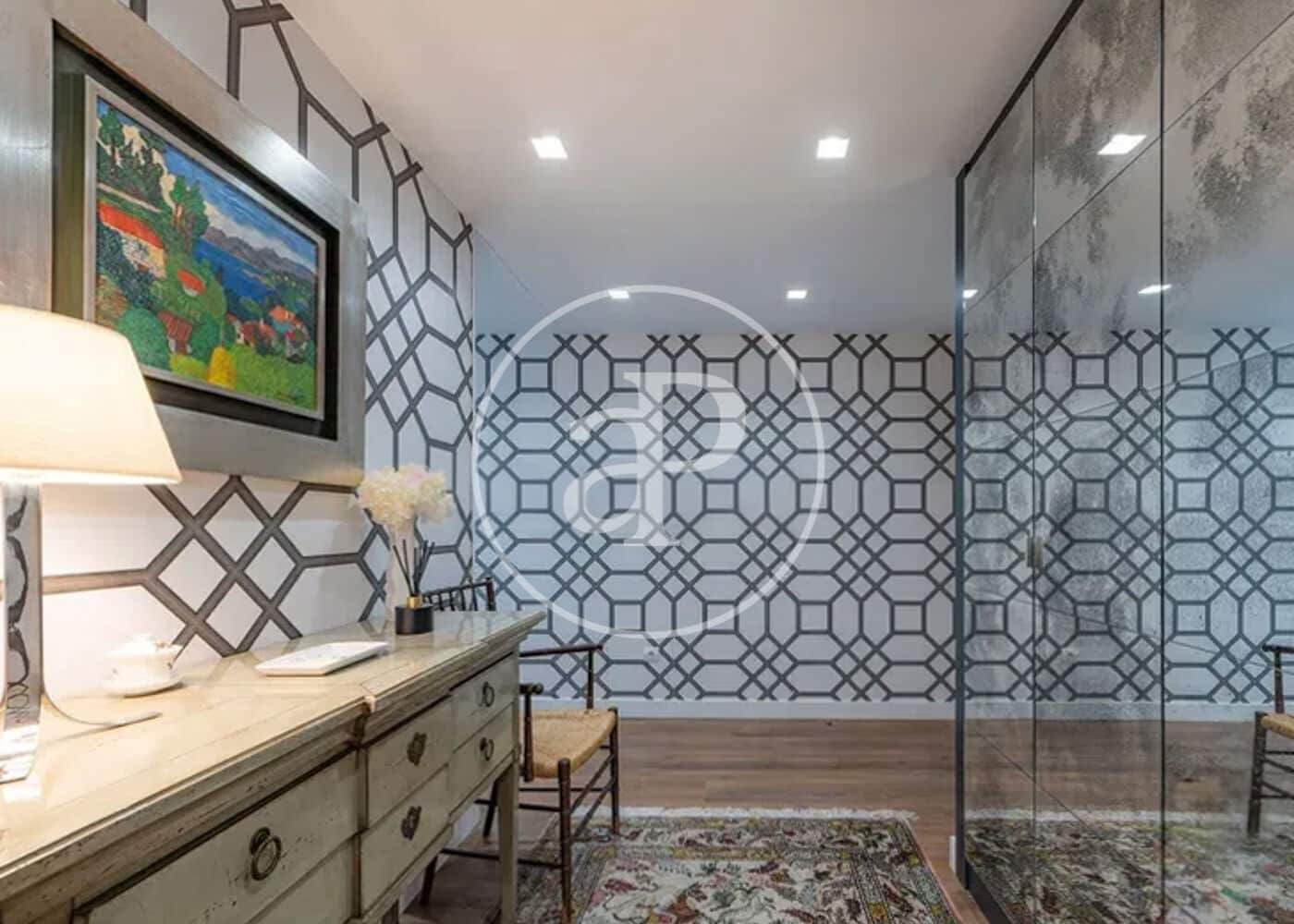 4 soveværelse Lejlighed til salg i La Moraleja med swimmingpool - € 1.850.000 (Ref: 8813415)