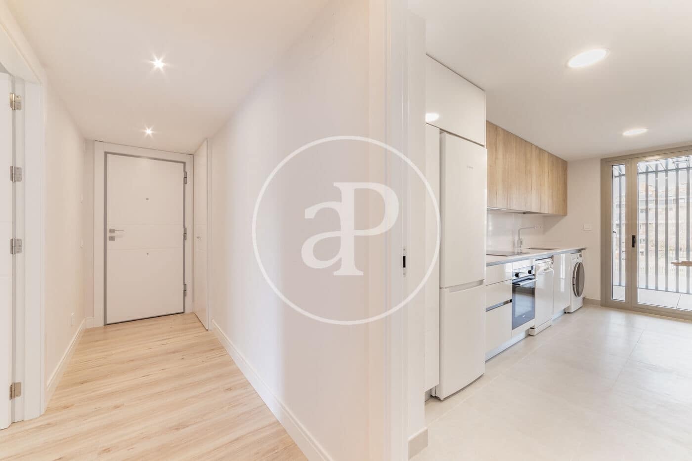 3 sovrum Lägenhet att hyra i Madrid stad med pool garage - 2 700 € (Ref: 8817993)