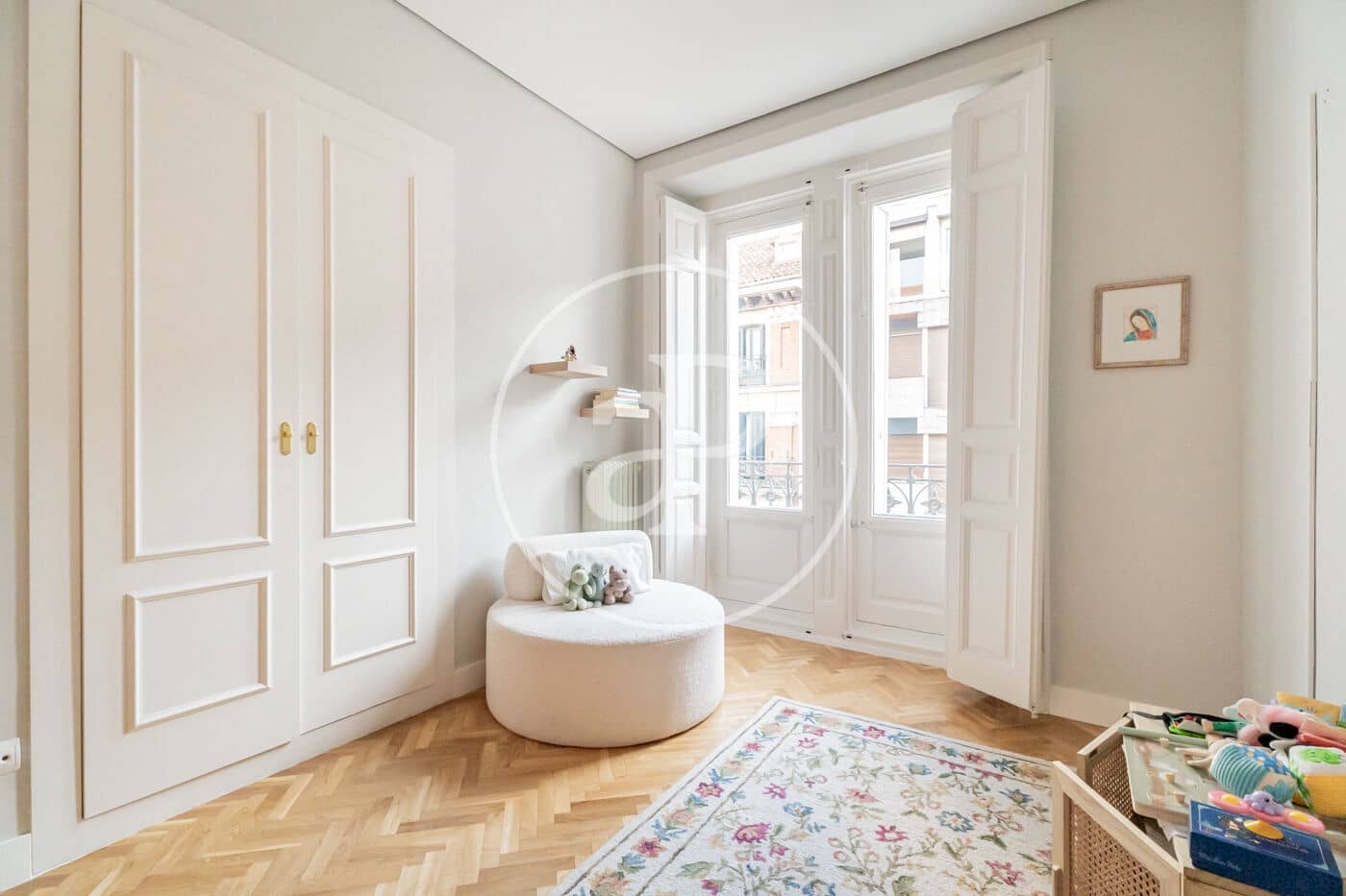 3 quarto Apartamento para arrendar em Madrid cidade - 4 000 € (Ref: 8825270)