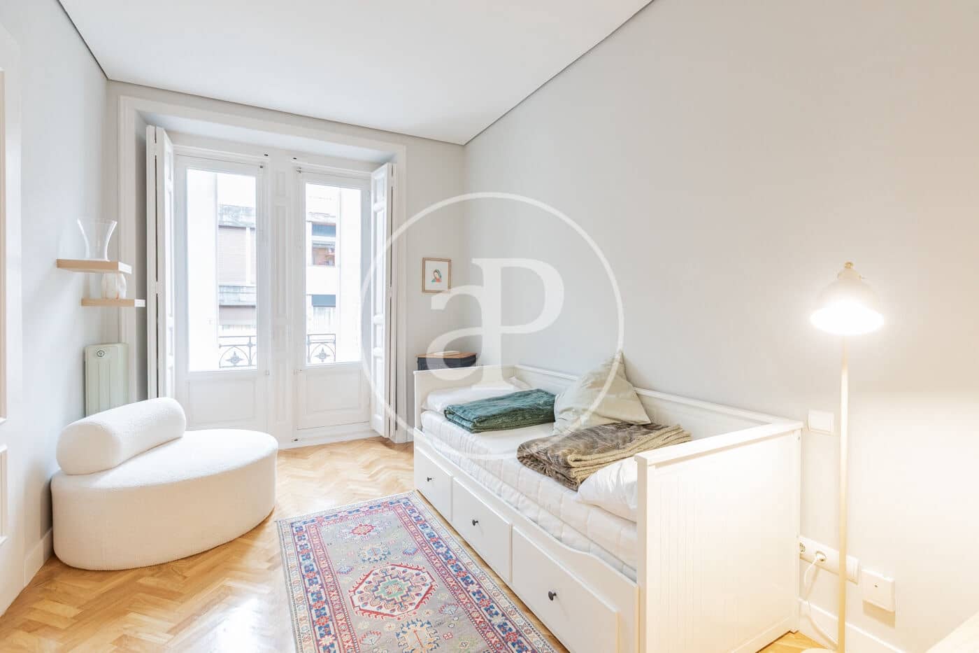 3 bedroom Apartment for rent in Madrid city - € 4,000 (Ref: 8825270)