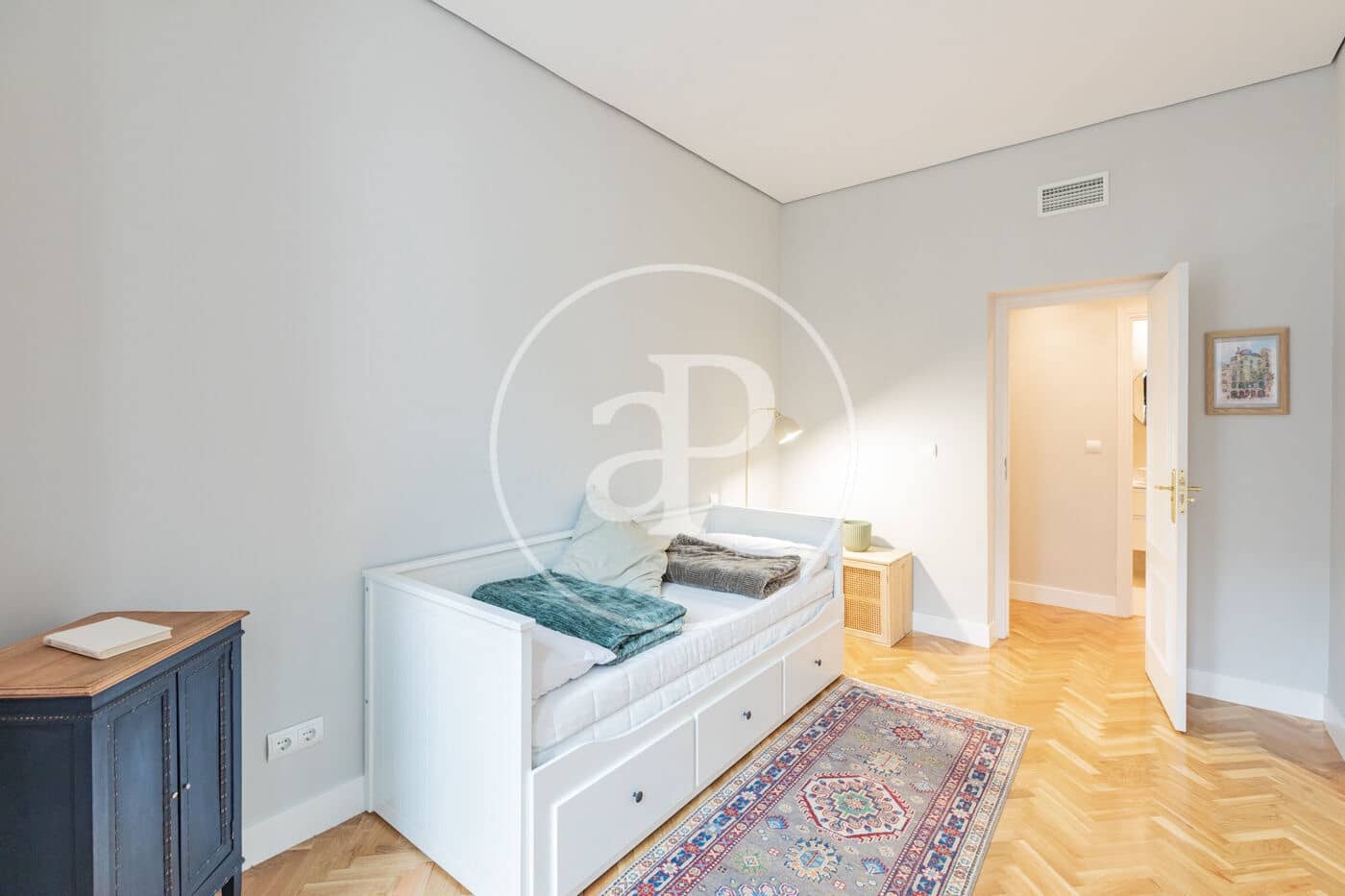 3 bedroom Apartment for rent in Madrid city - € 4,000 (Ref: 8825270)