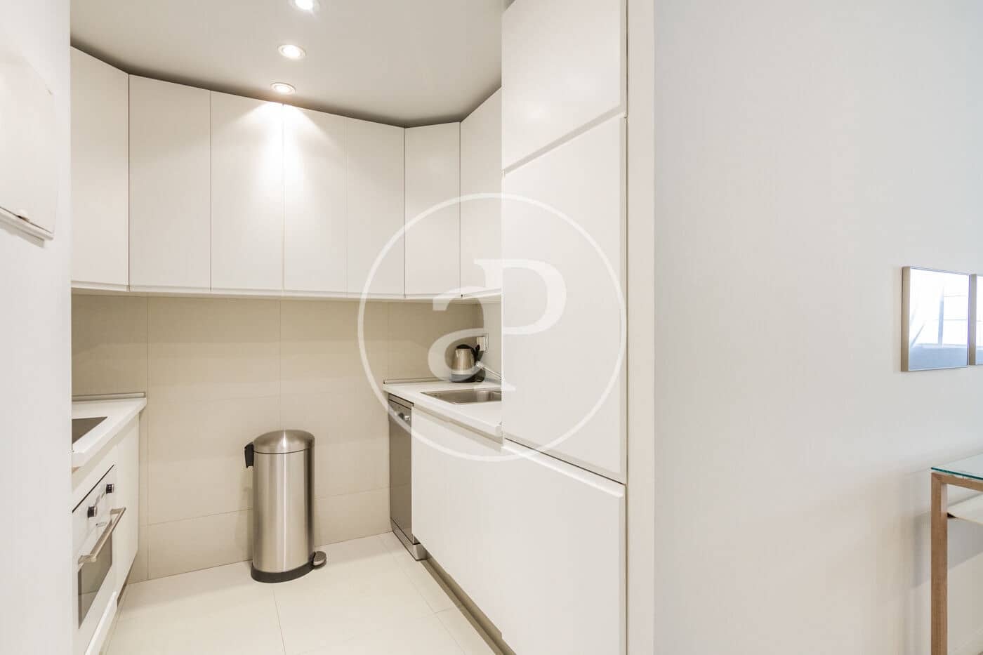 1 soverom Leilighet til leie i Madrid by - € 2 500 (Ref: 8825281)