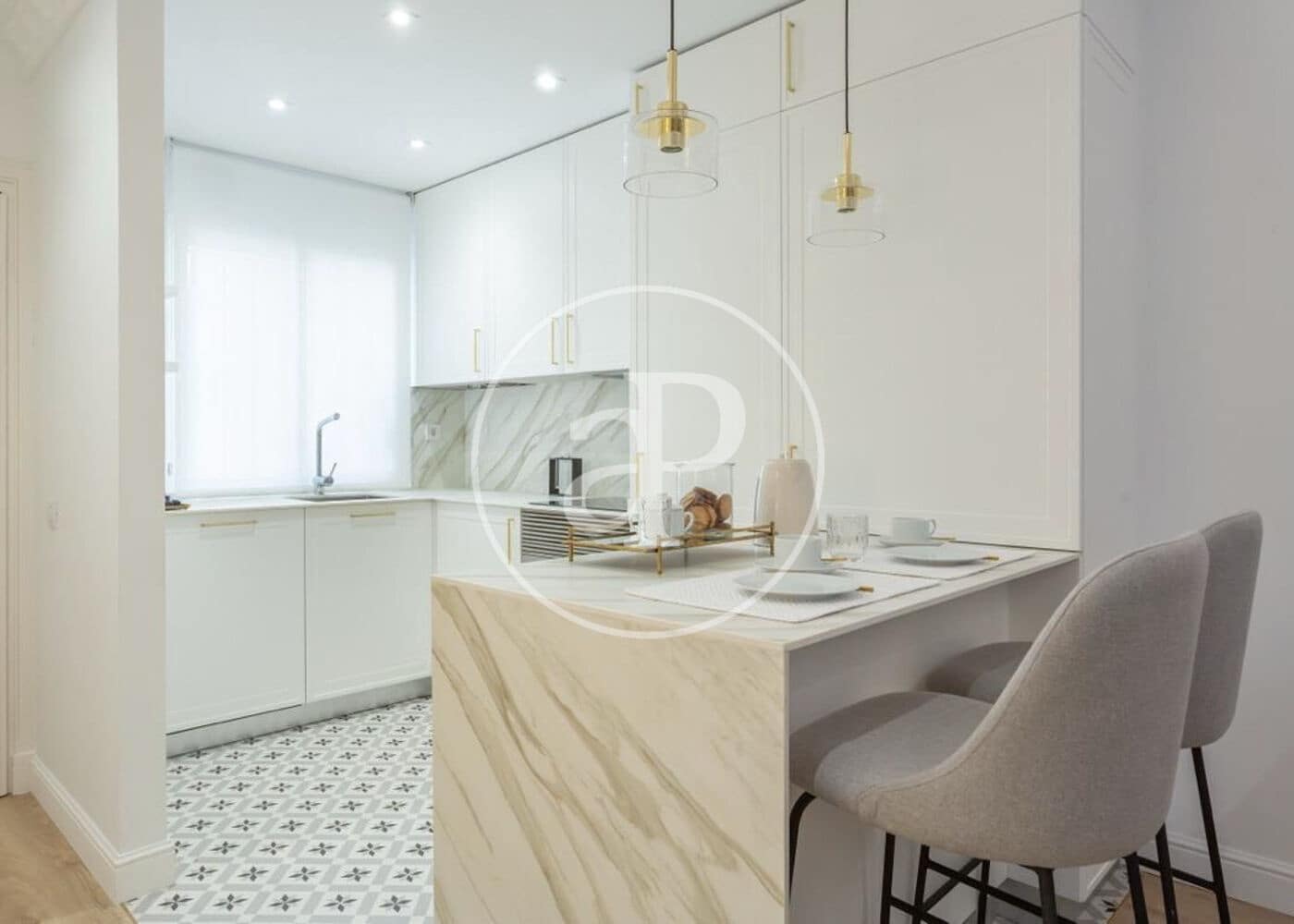 Appartement de 2 chambres à louer à Madrid ville - 4 500 € (Ref: 8825283)