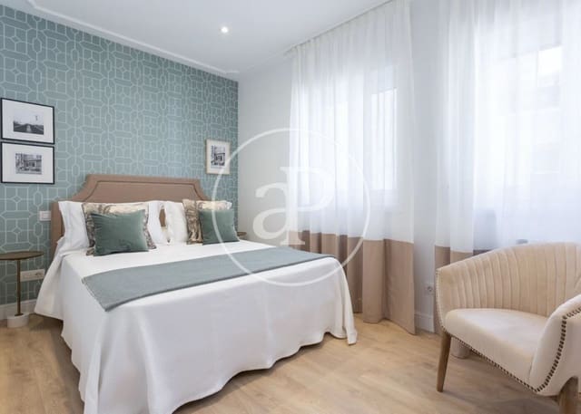 2 soveværelse Lejlighed til leje i Recoletos, Madrid by - € 4.500 (Ref: 8825283)
