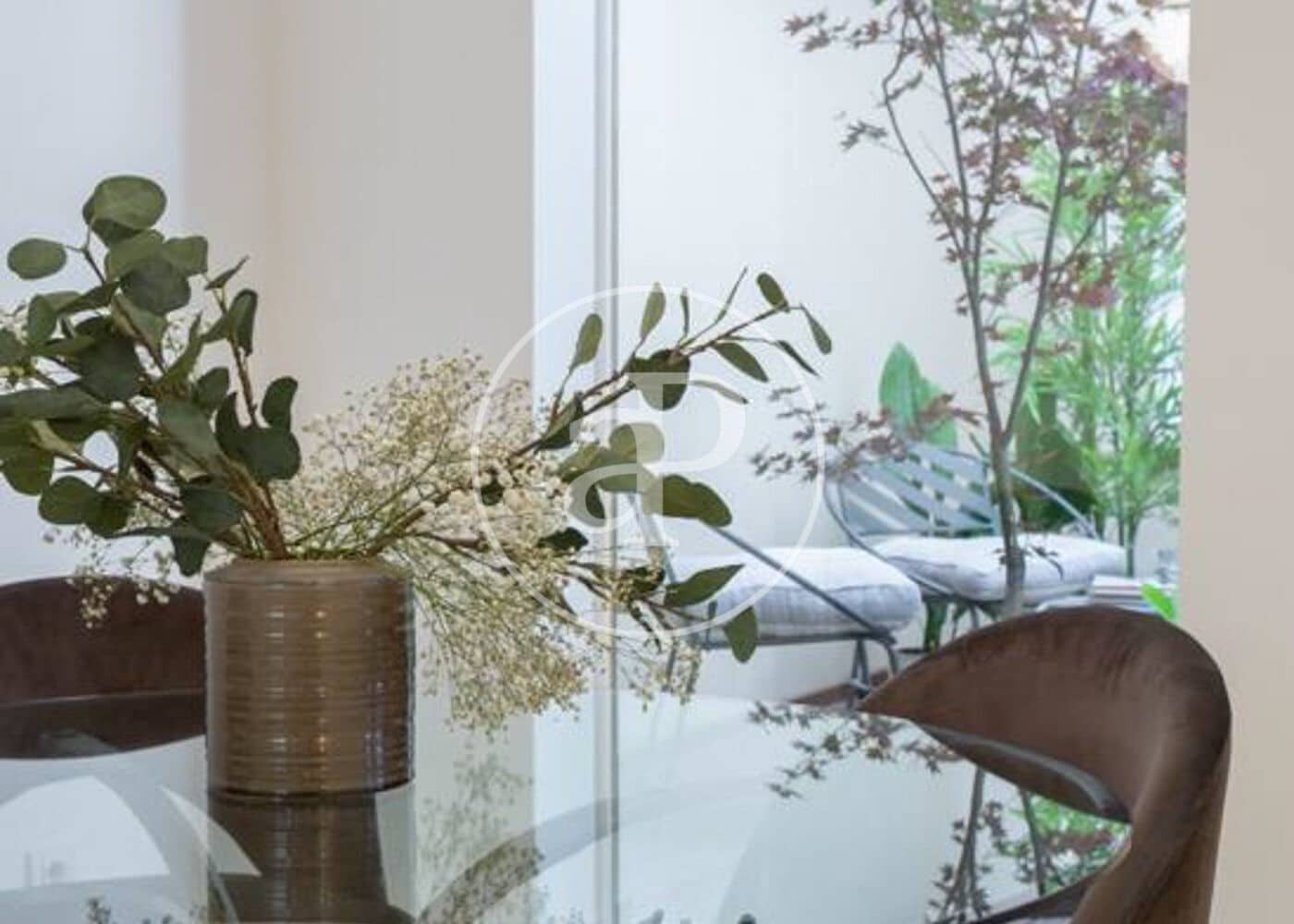 Appartement de 2 chambres à louer à Madrid ville - 4 500 € (Ref: 8825283)