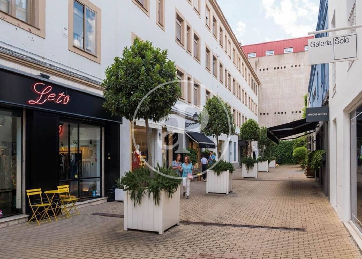 Appartement de 2 chambres à louer à Madrid ville - 4 500 € (Ref: 8825283)