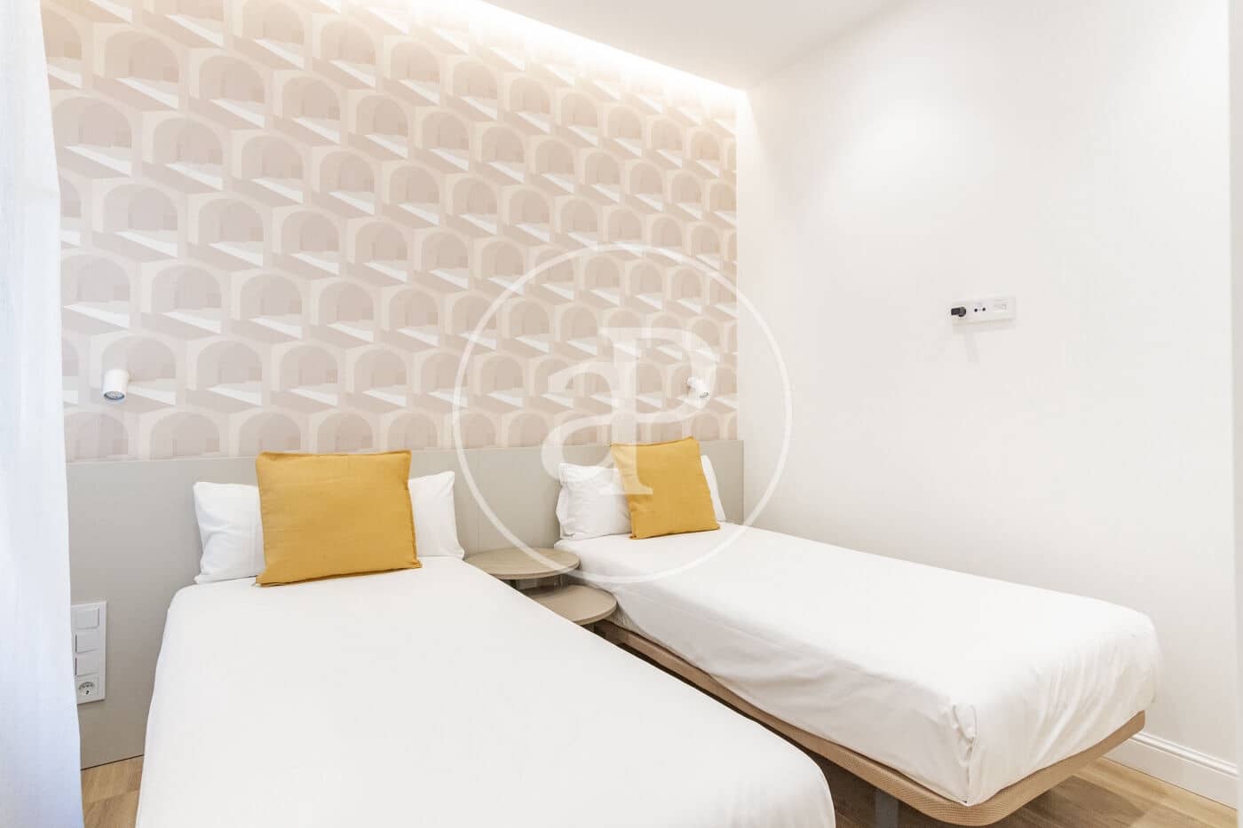 2 soveværelse Lejlighed til leje i Madrid by - € 2.550 (Ref: 8827843)