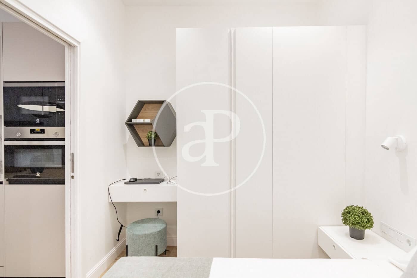 2 soveværelse Lejlighed til leje i Madrid by - € 2.550 (Ref: 8827843)